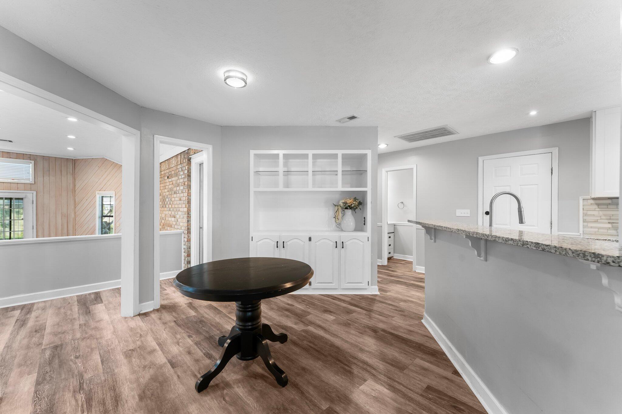 3307 Kings Road