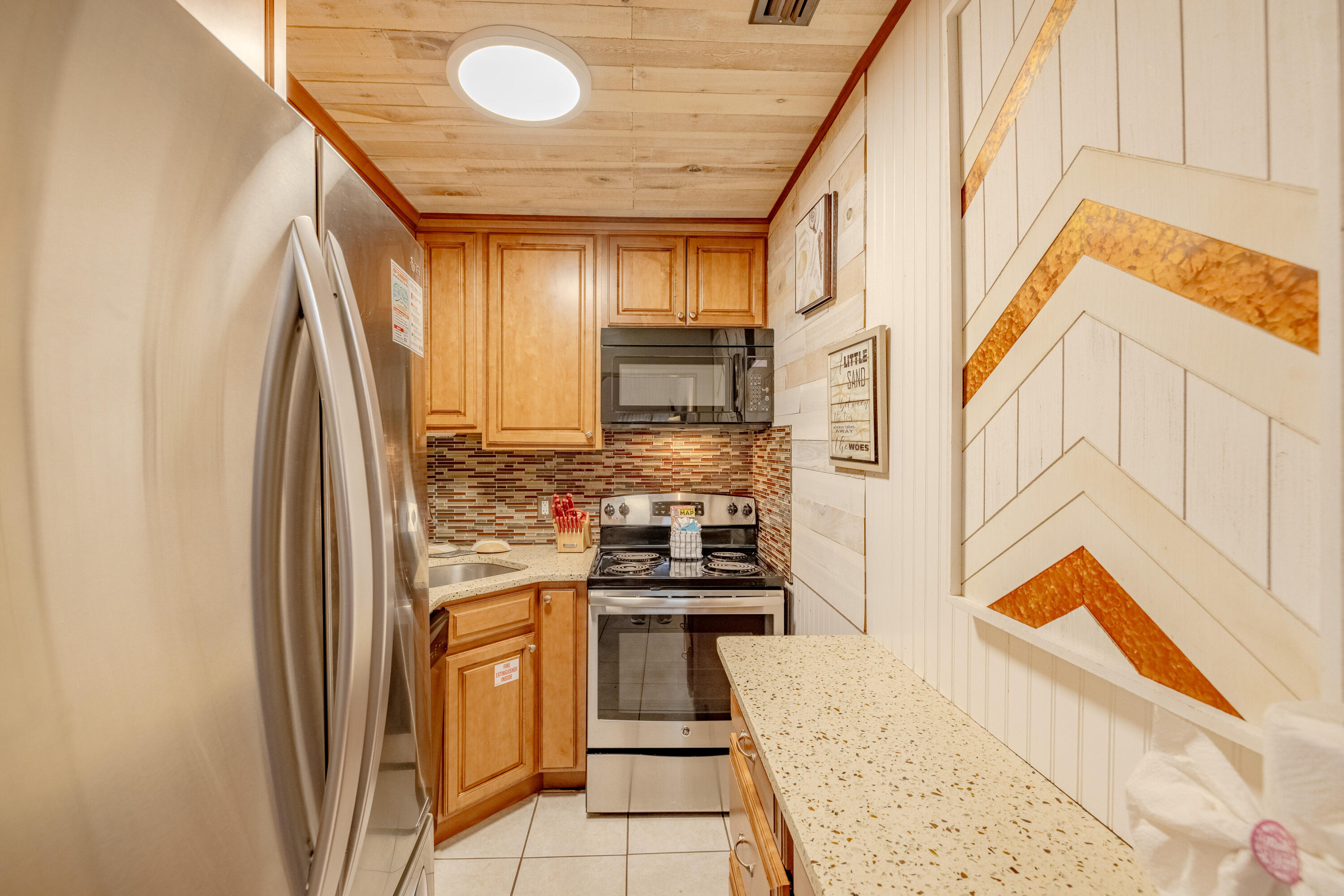 17462 Front Beach, 41D