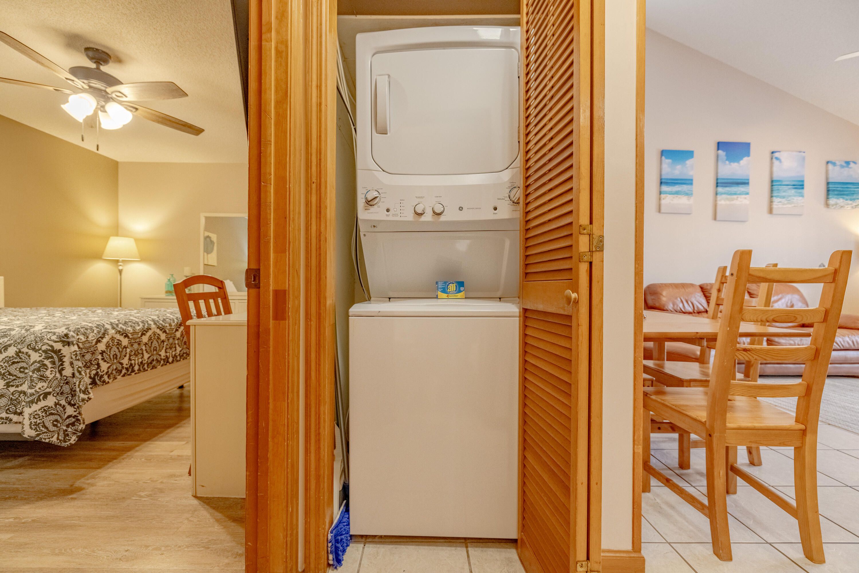 17462 Front Beach, 41D
