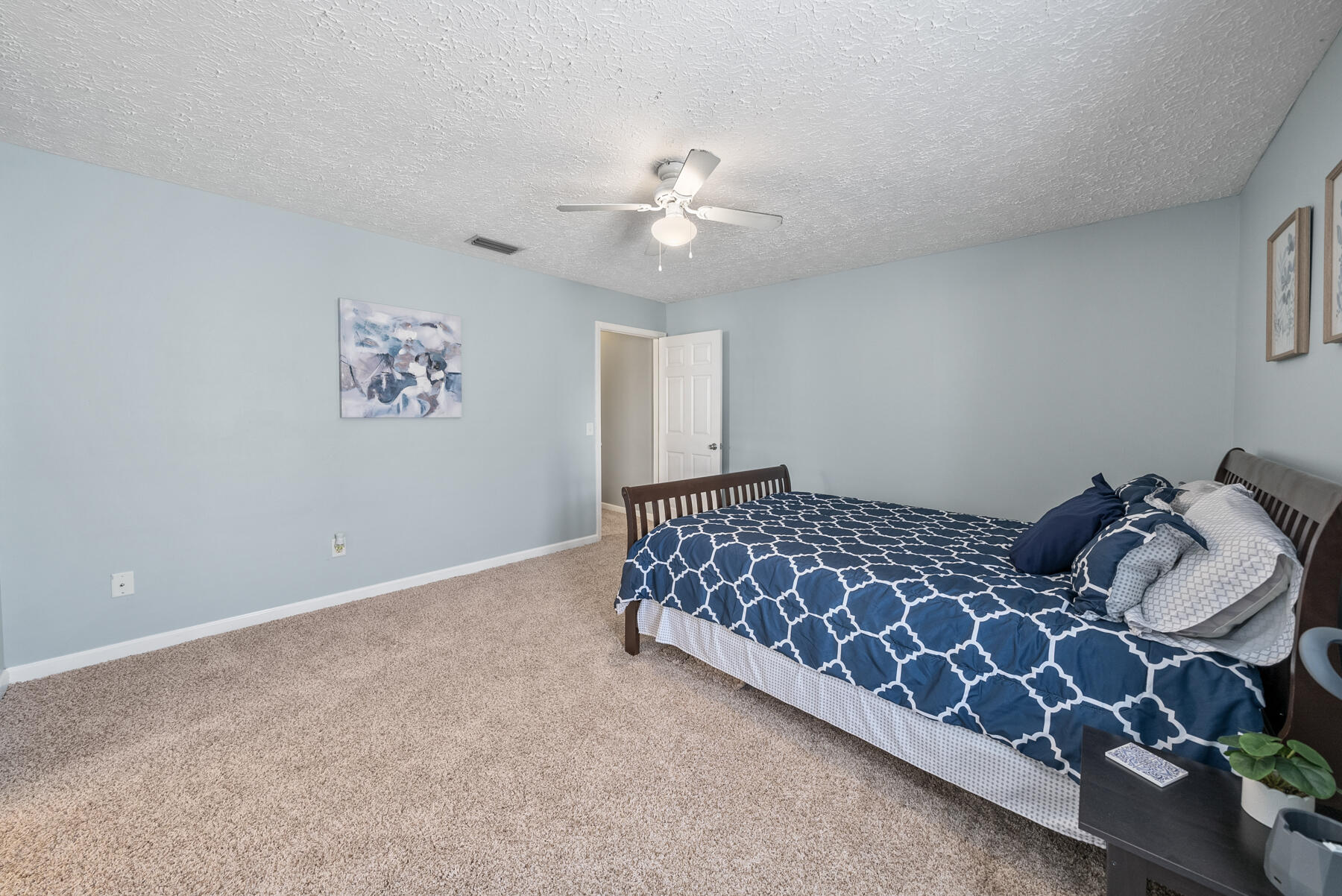 113 White Cap Way