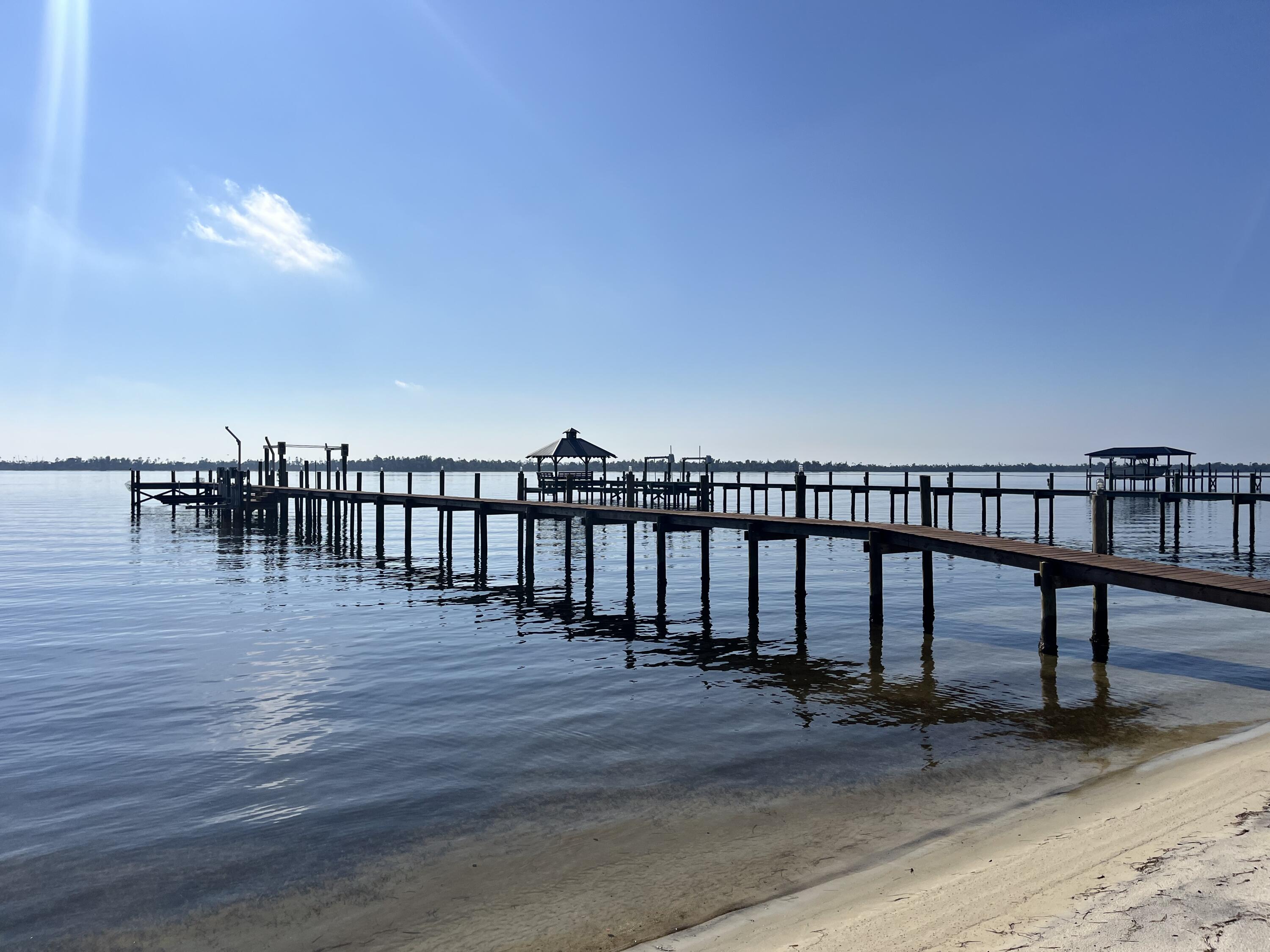 606 Bunkers Cove Road