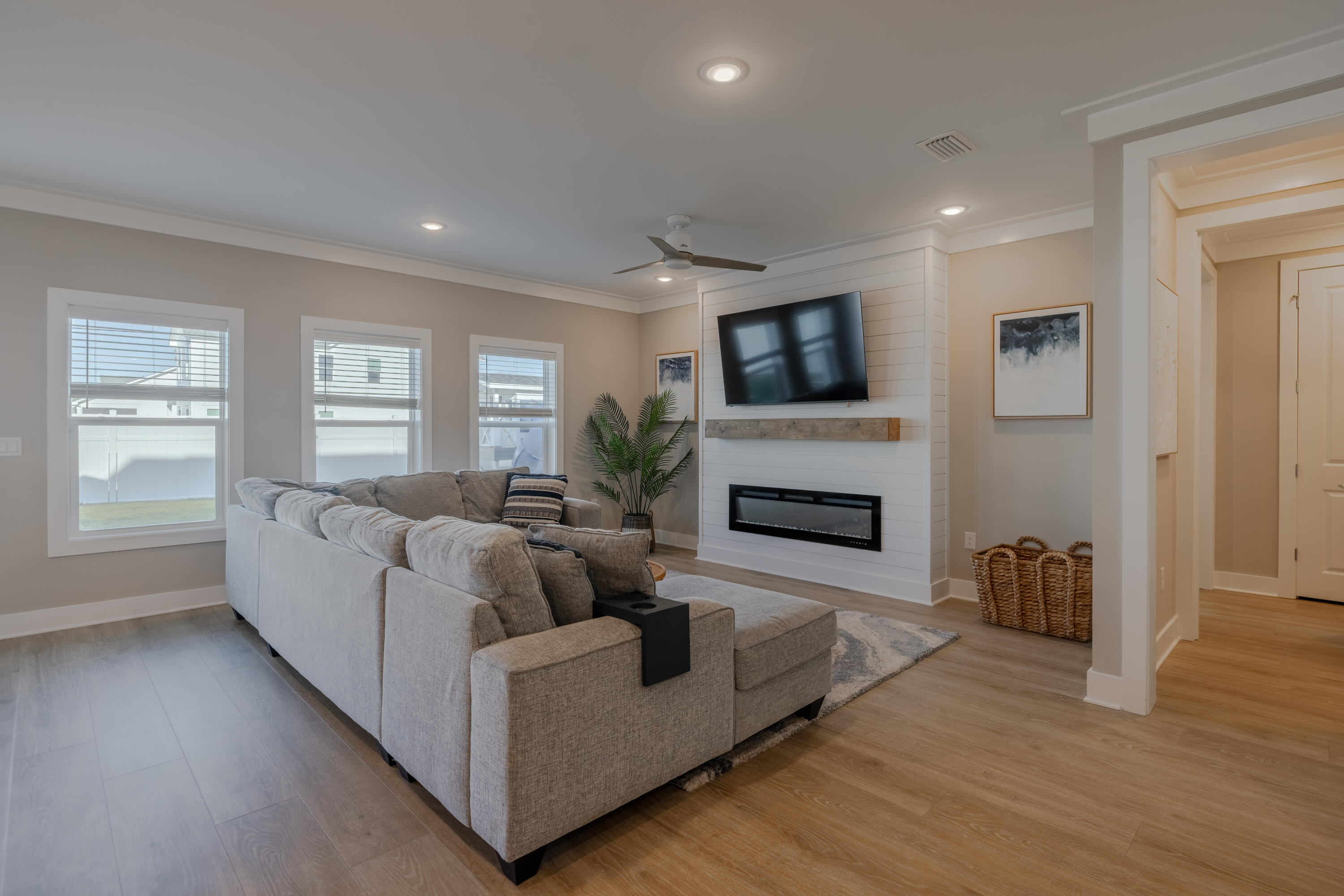 713 Landing Circle
