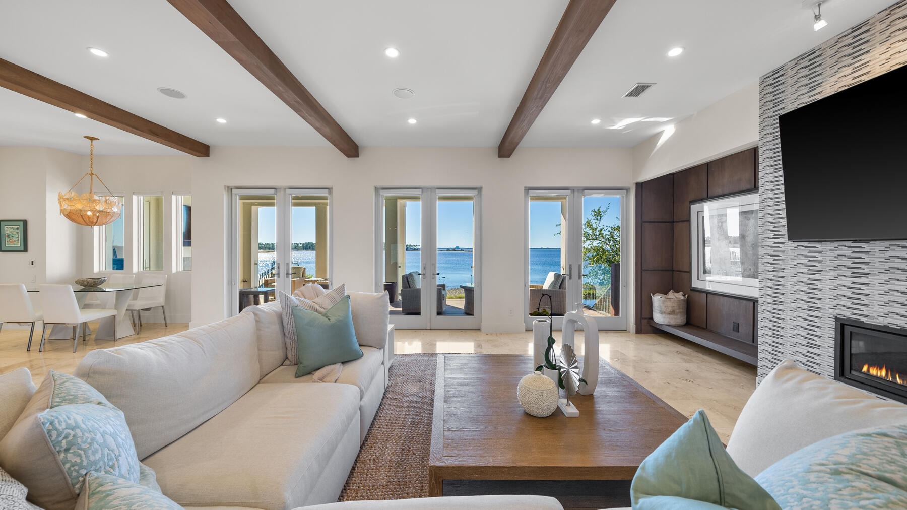 4200 Northshore Islands Road