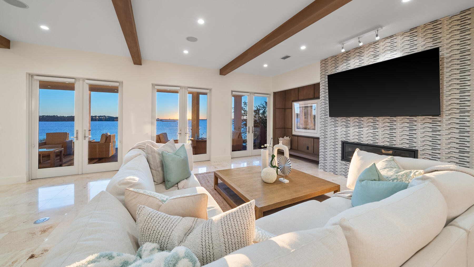 4200 Northshore Islands Road