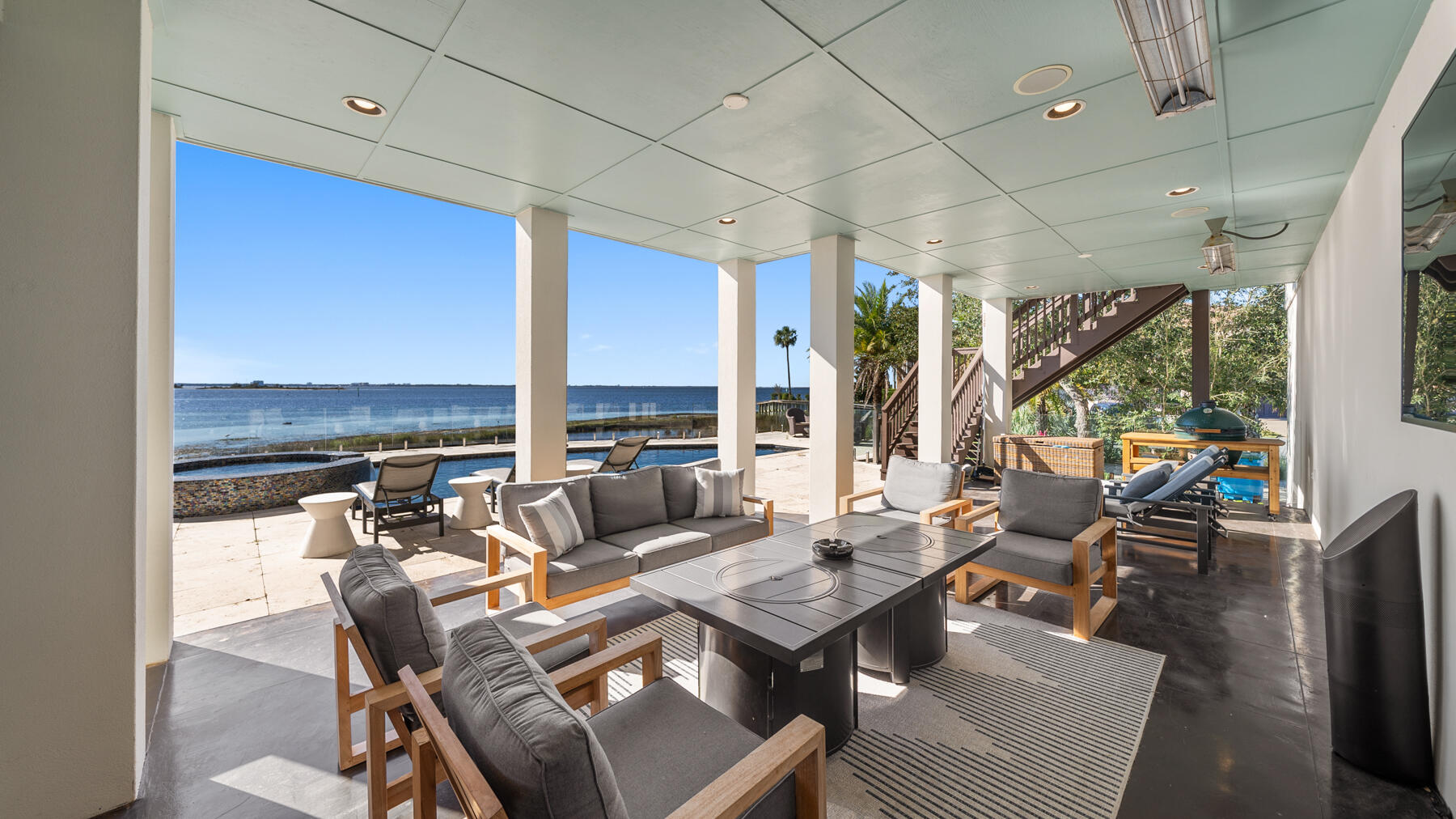 4200 Northshore Islands Road