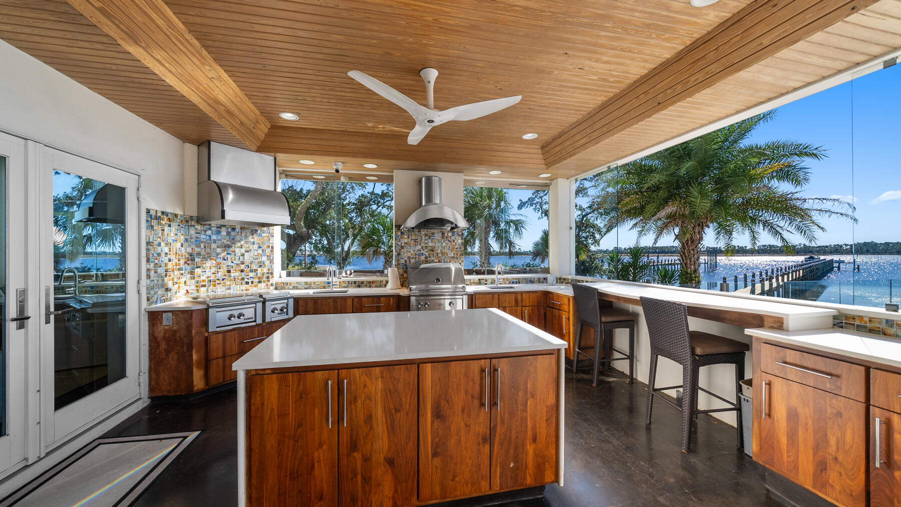 4200 Northshore Islands Road