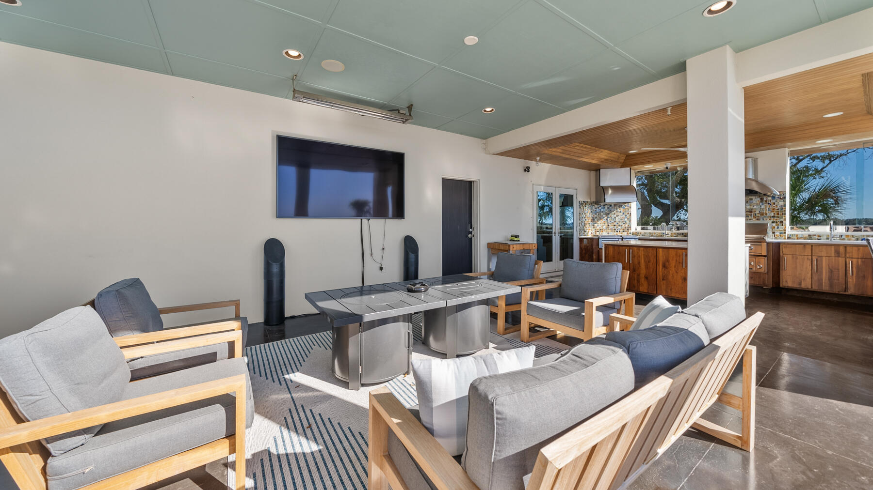 4200 Northshore Islands Road