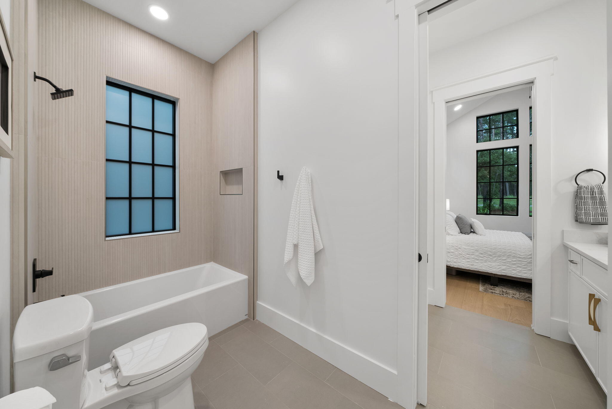 1736 Lost Cove Lane