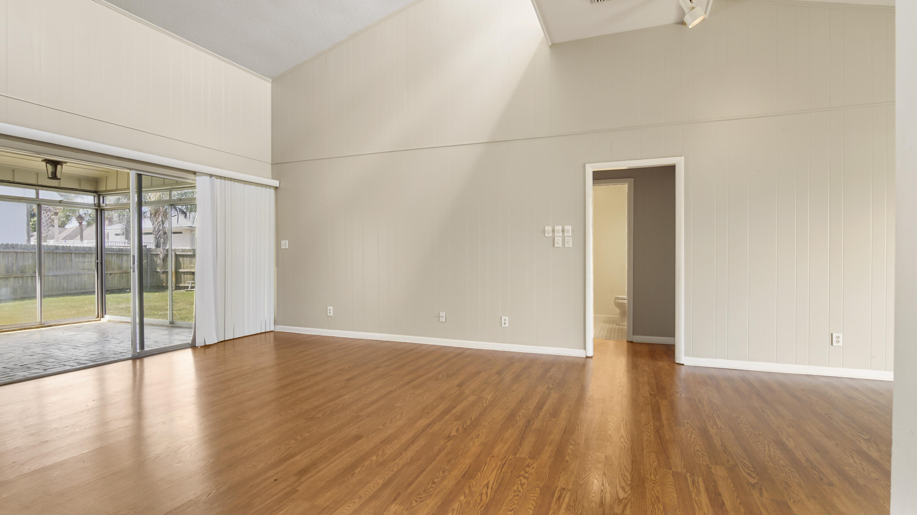 206 Marlin Circle