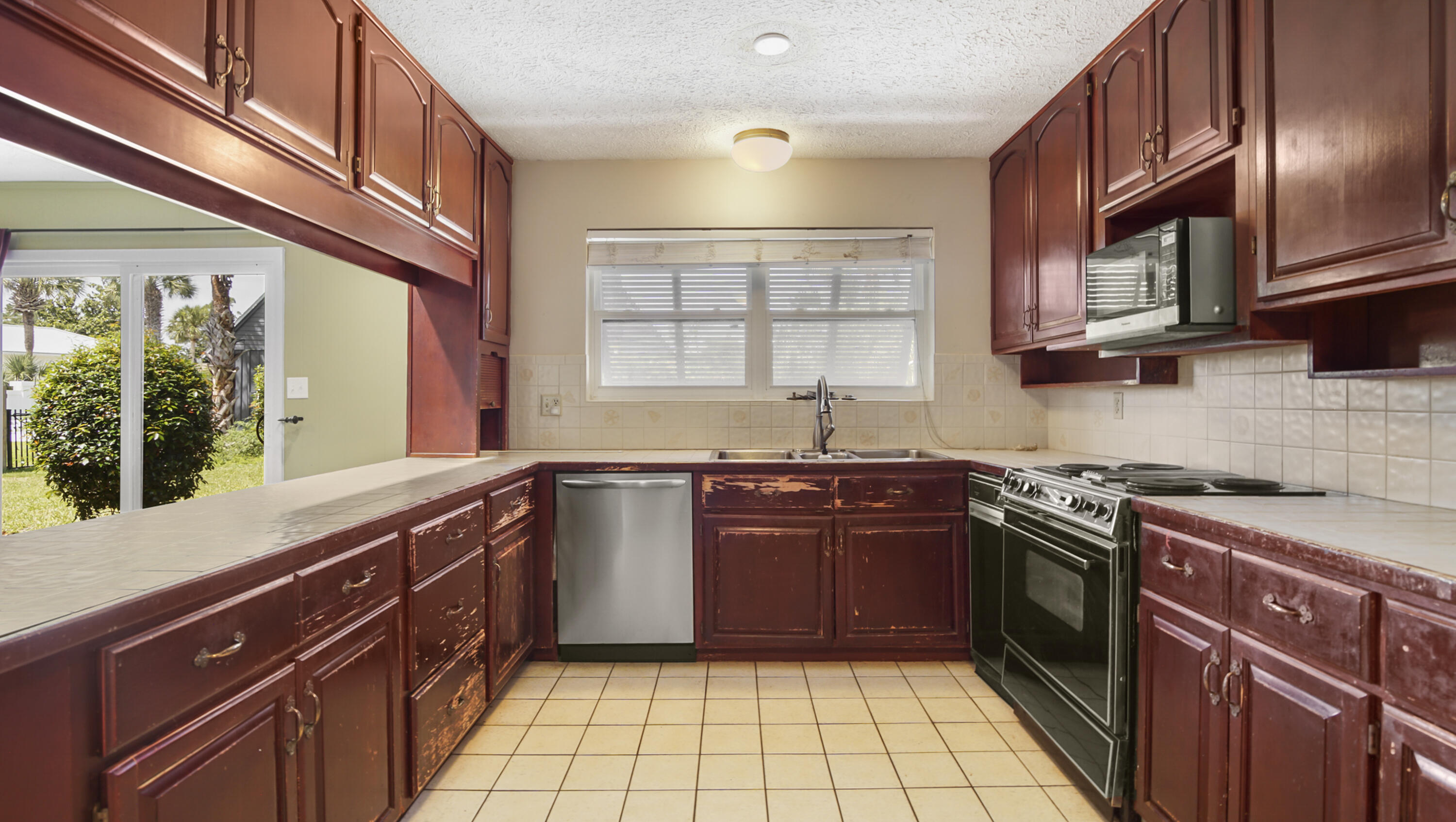206 Marlin Circle