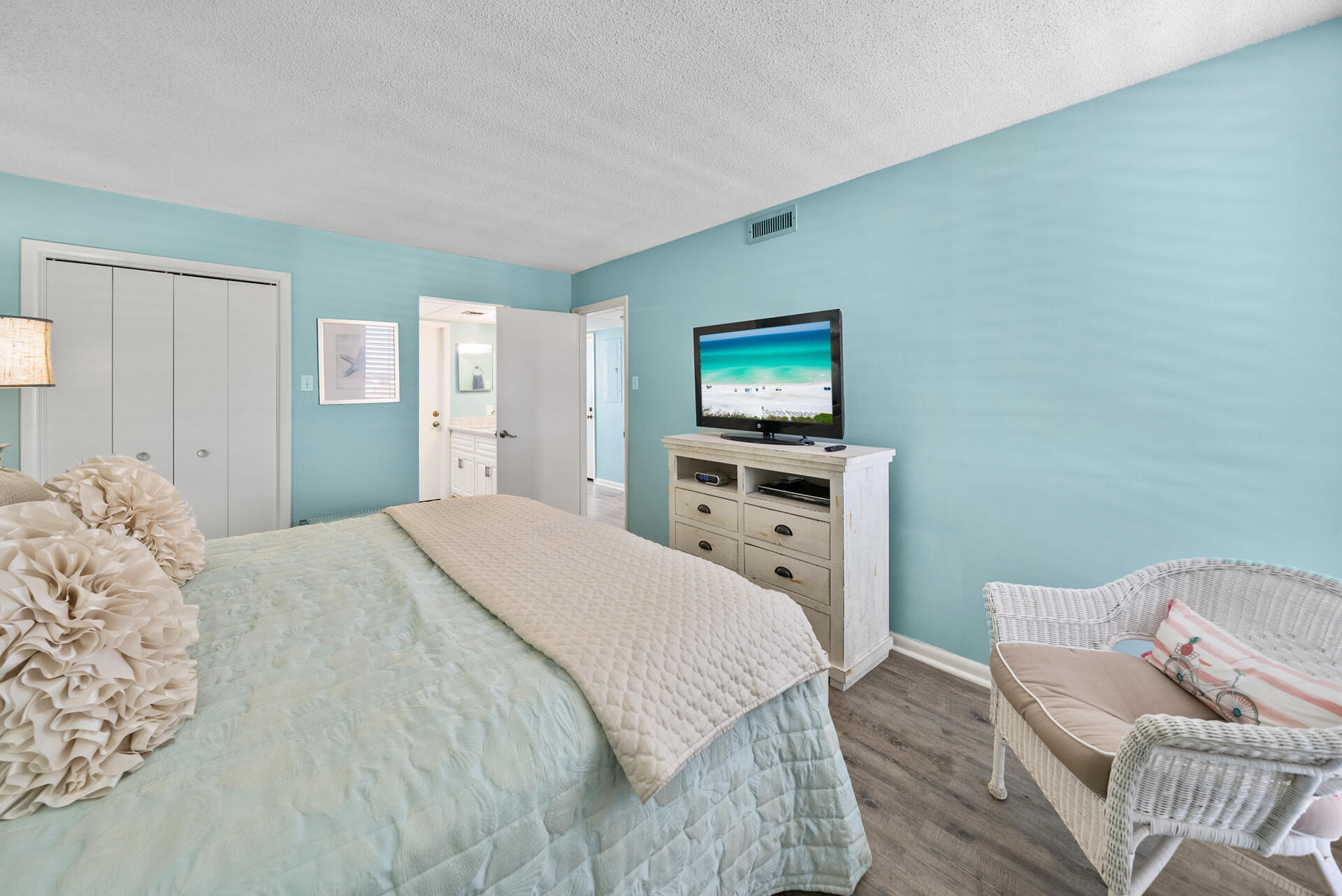 11757 Front Beach Road W506
