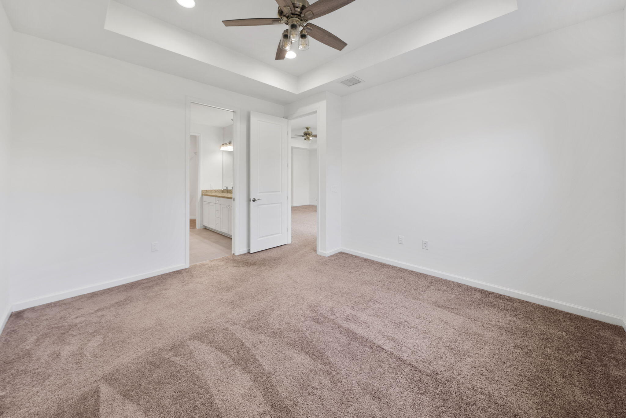 8404 Dockside Place