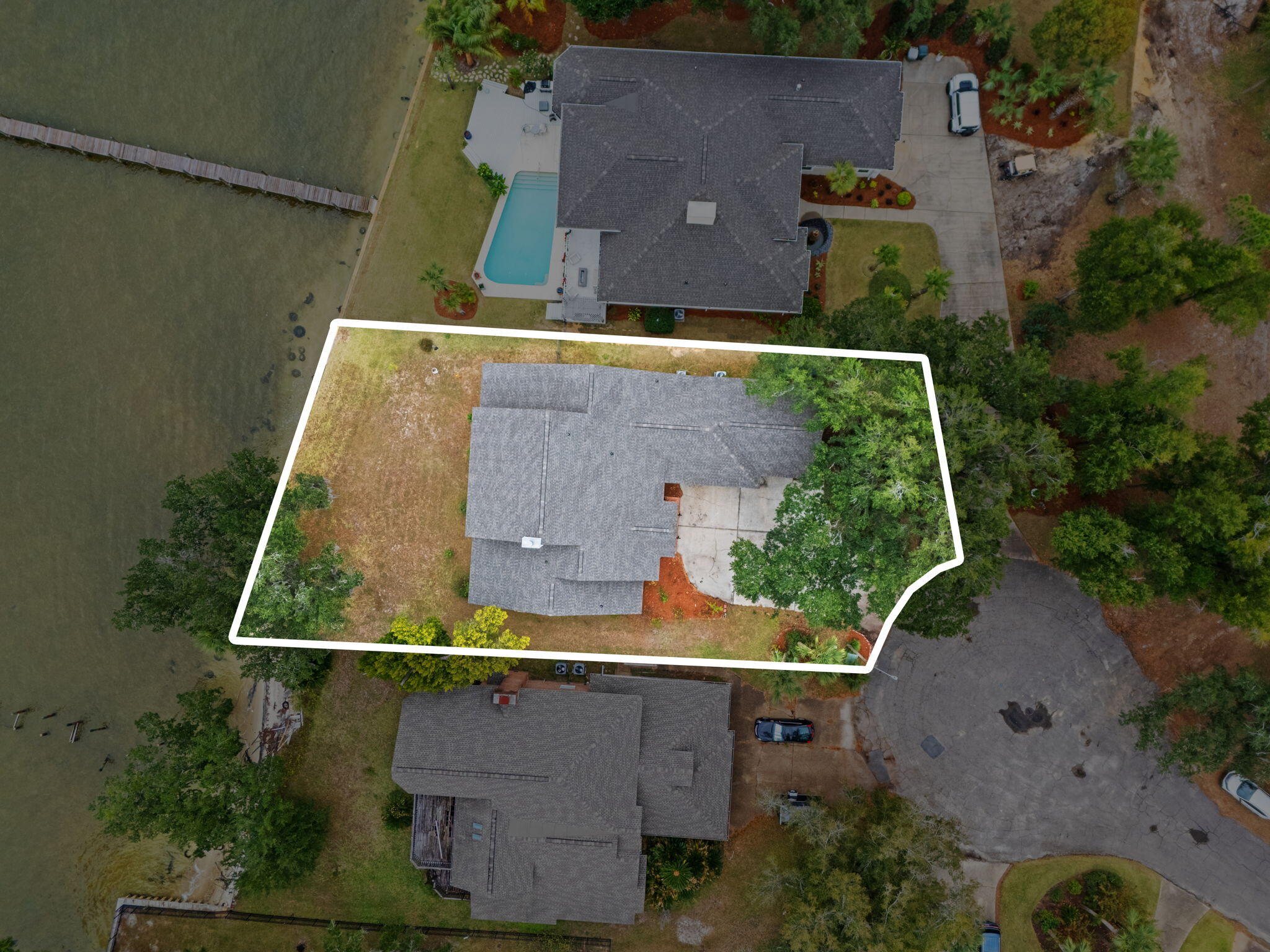 101 Harbour Pointe Drive