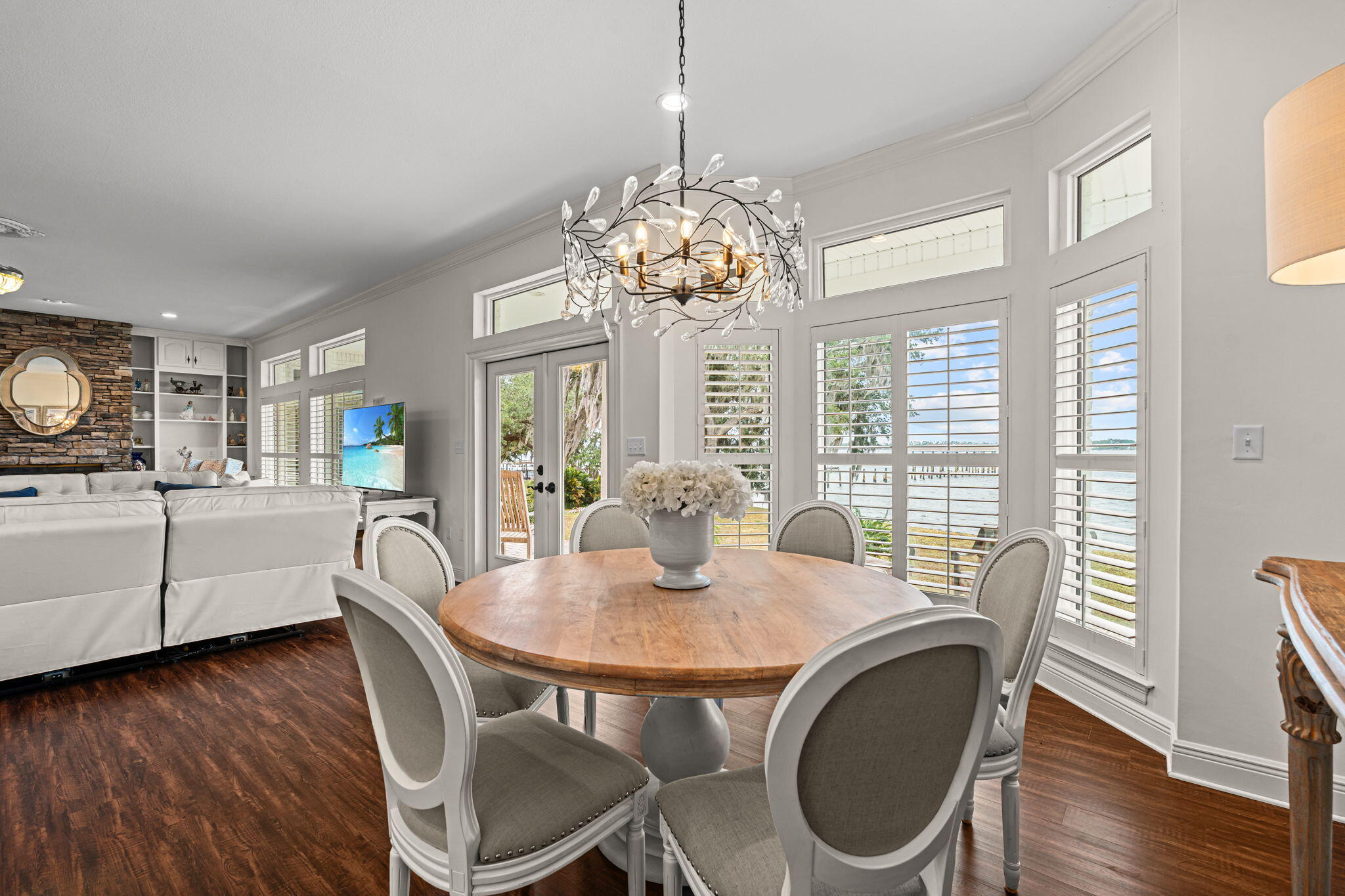 101 Harbour Pointe Drive