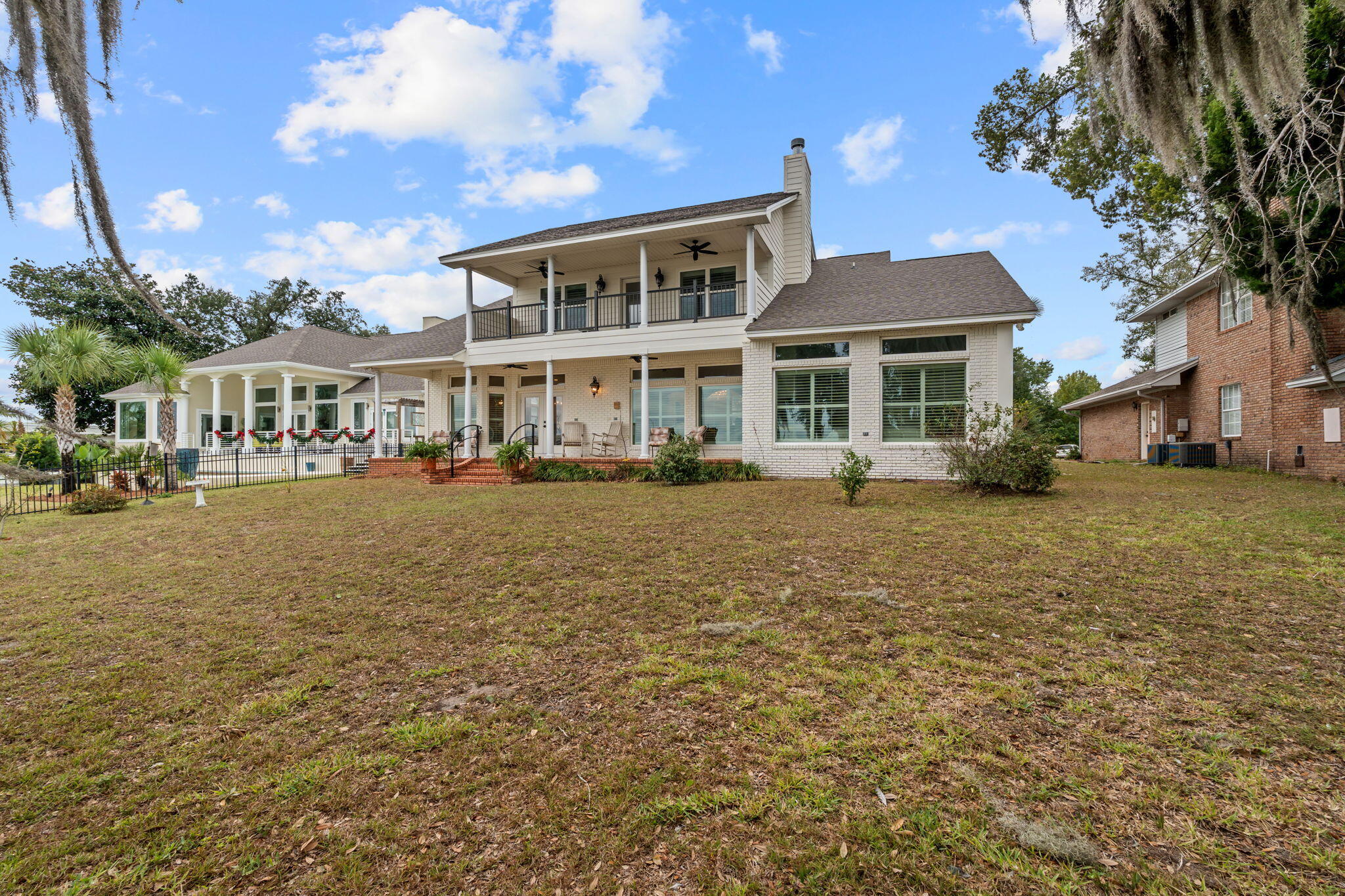 101 Harbour Pointe Drive