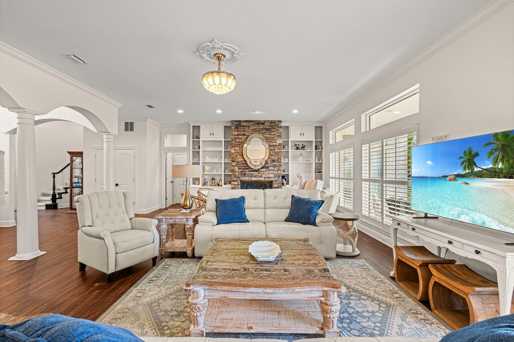 101 Harbour Pointe Drive