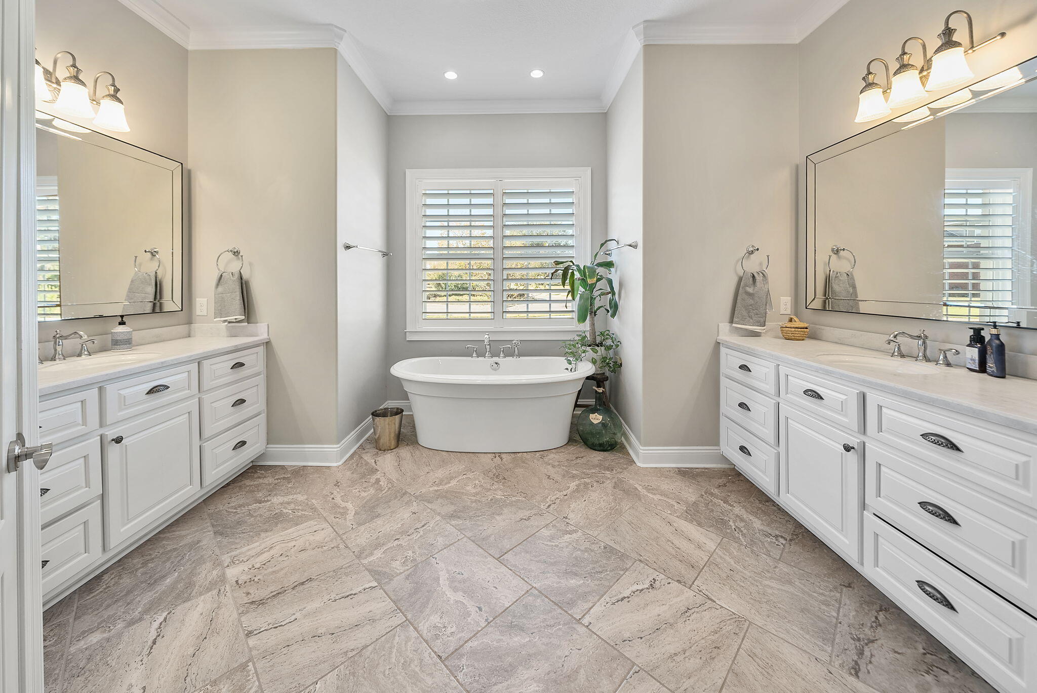 336 Watson Bayou Circle