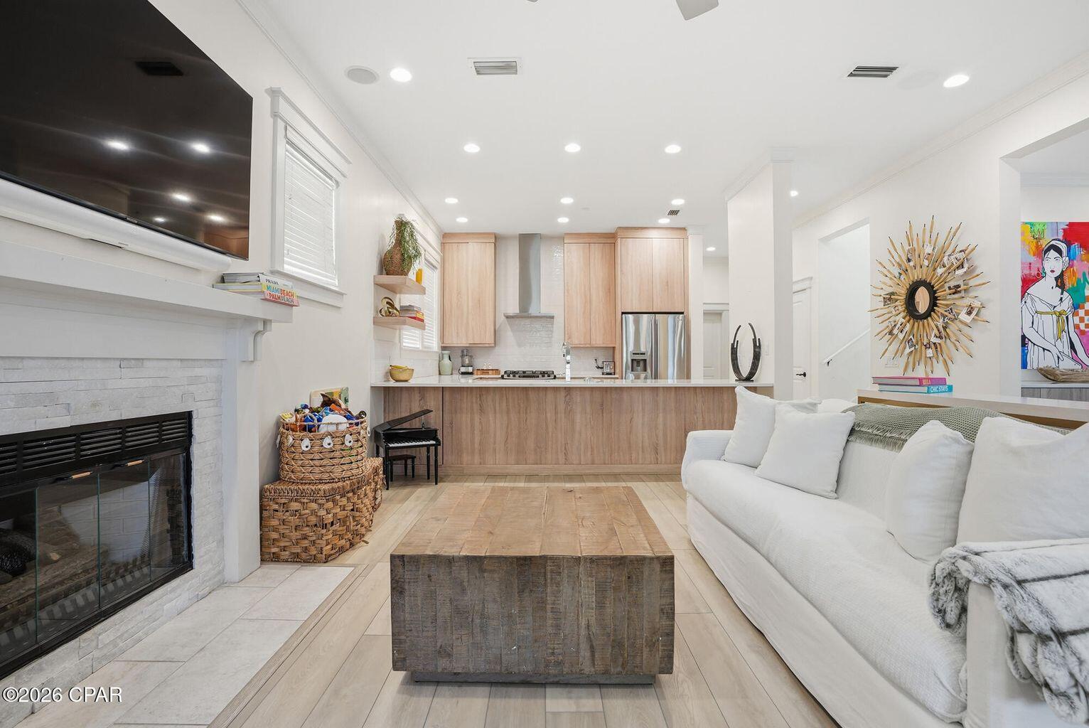 1224 W Lakewalk Circle