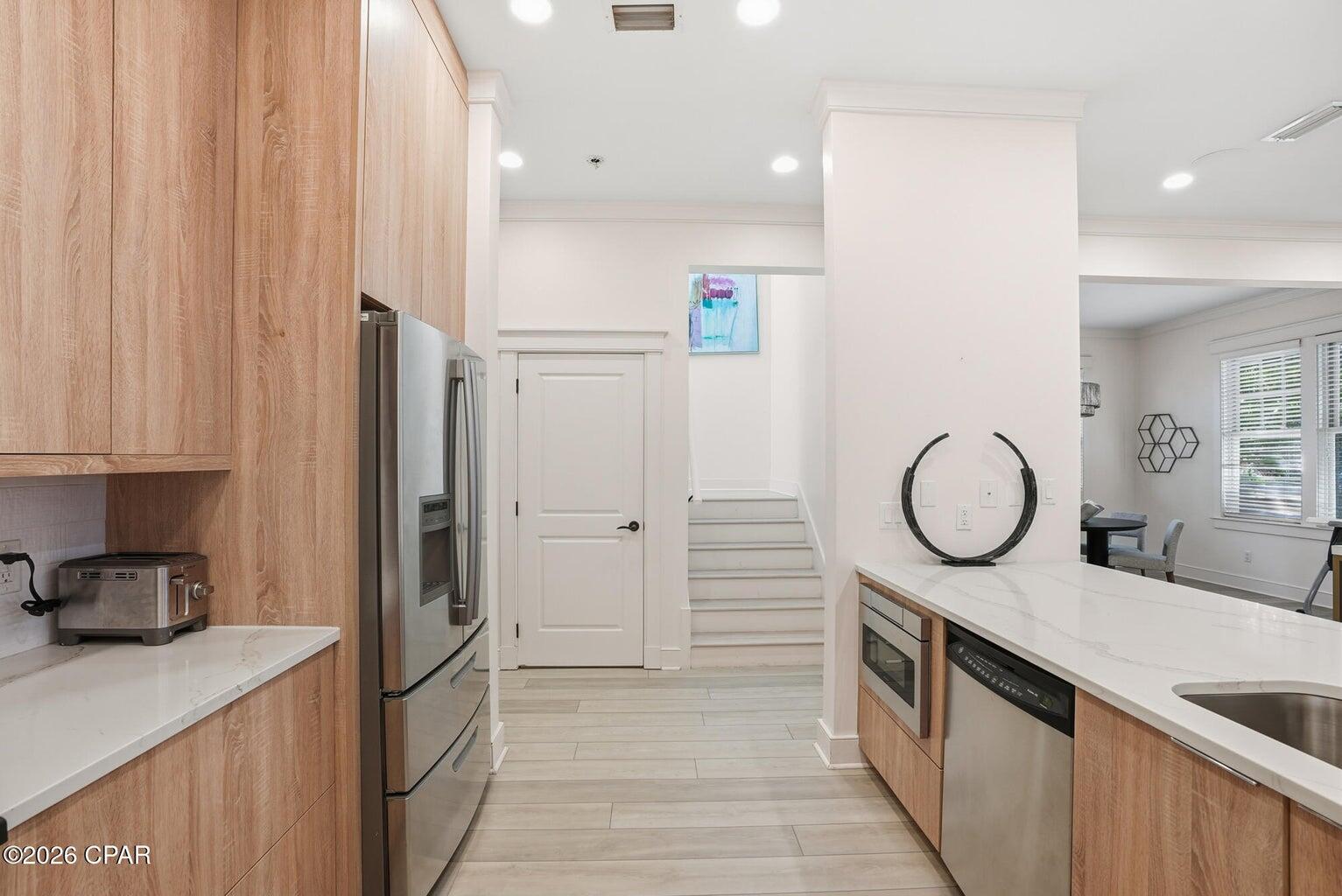 1224 W Lakewalk Circle
