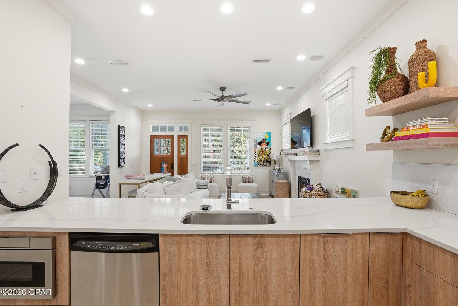 1224 W Lakewalk Circle