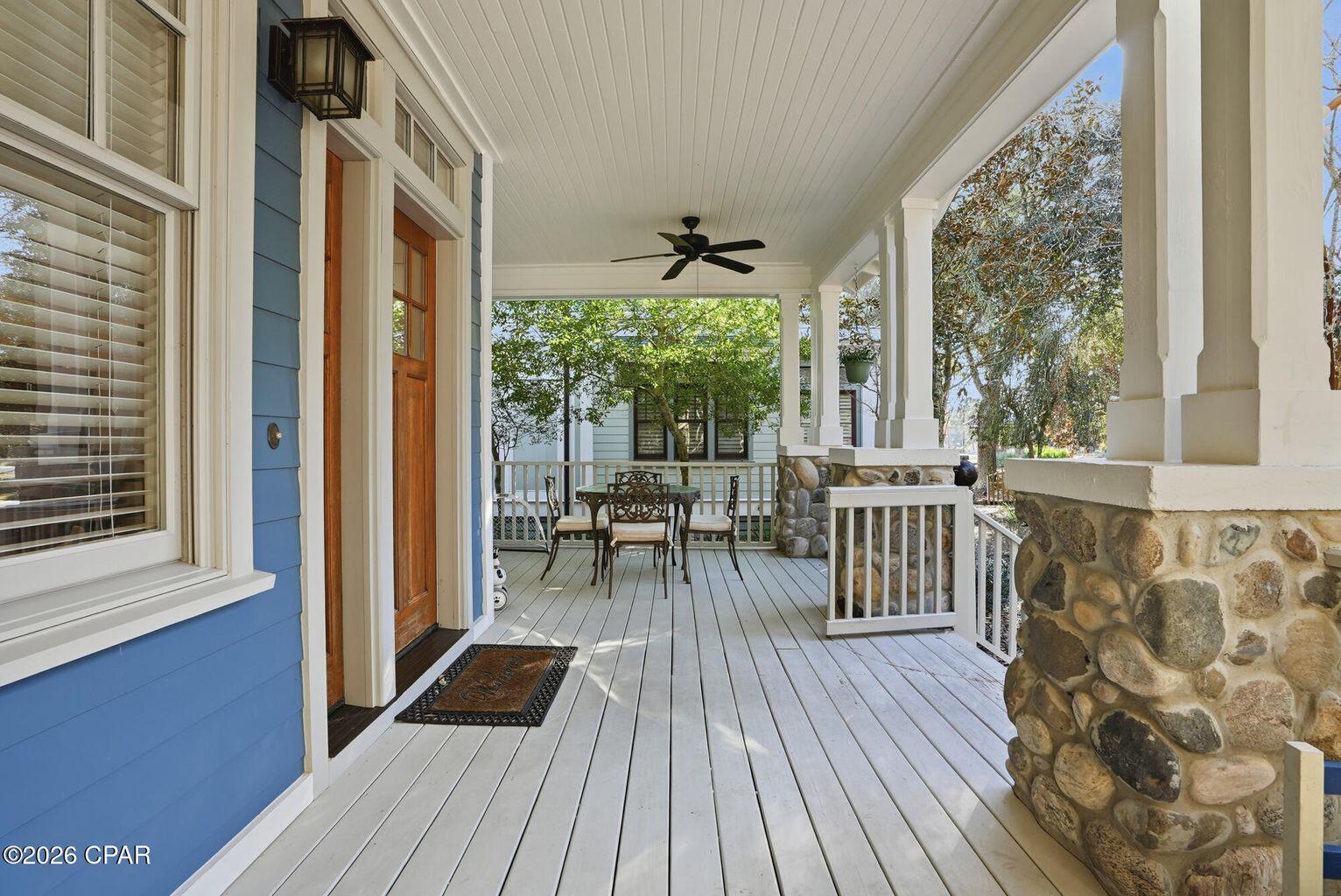 1224 W Lakewalk Circle