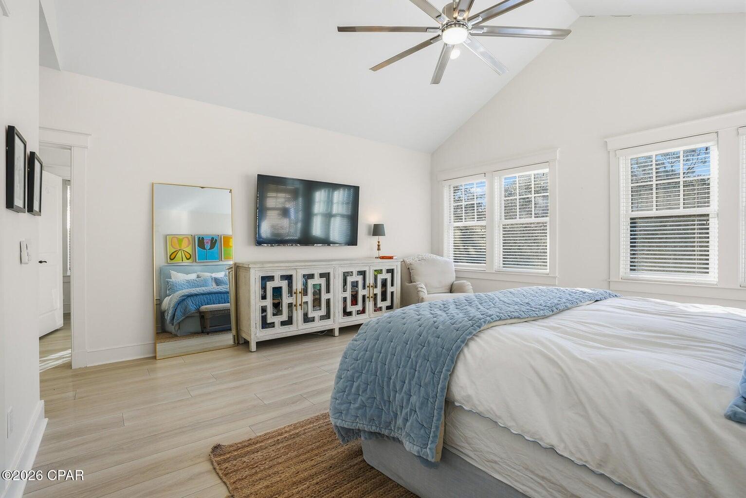 1224 W Lakewalk Circle