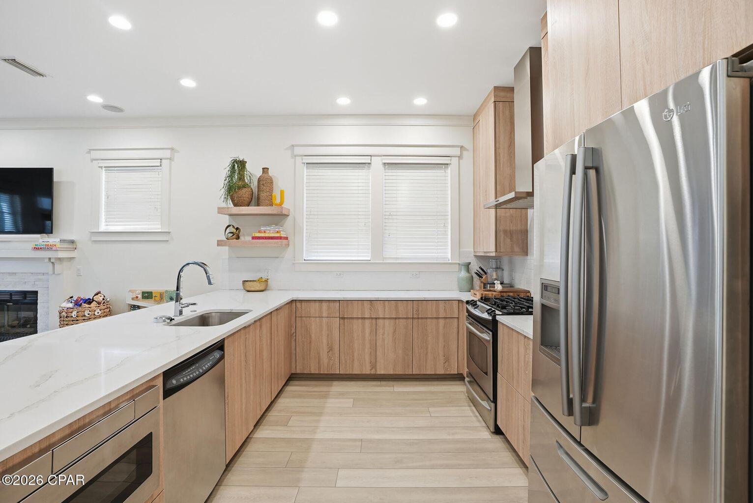 1224 W Lakewalk Circle