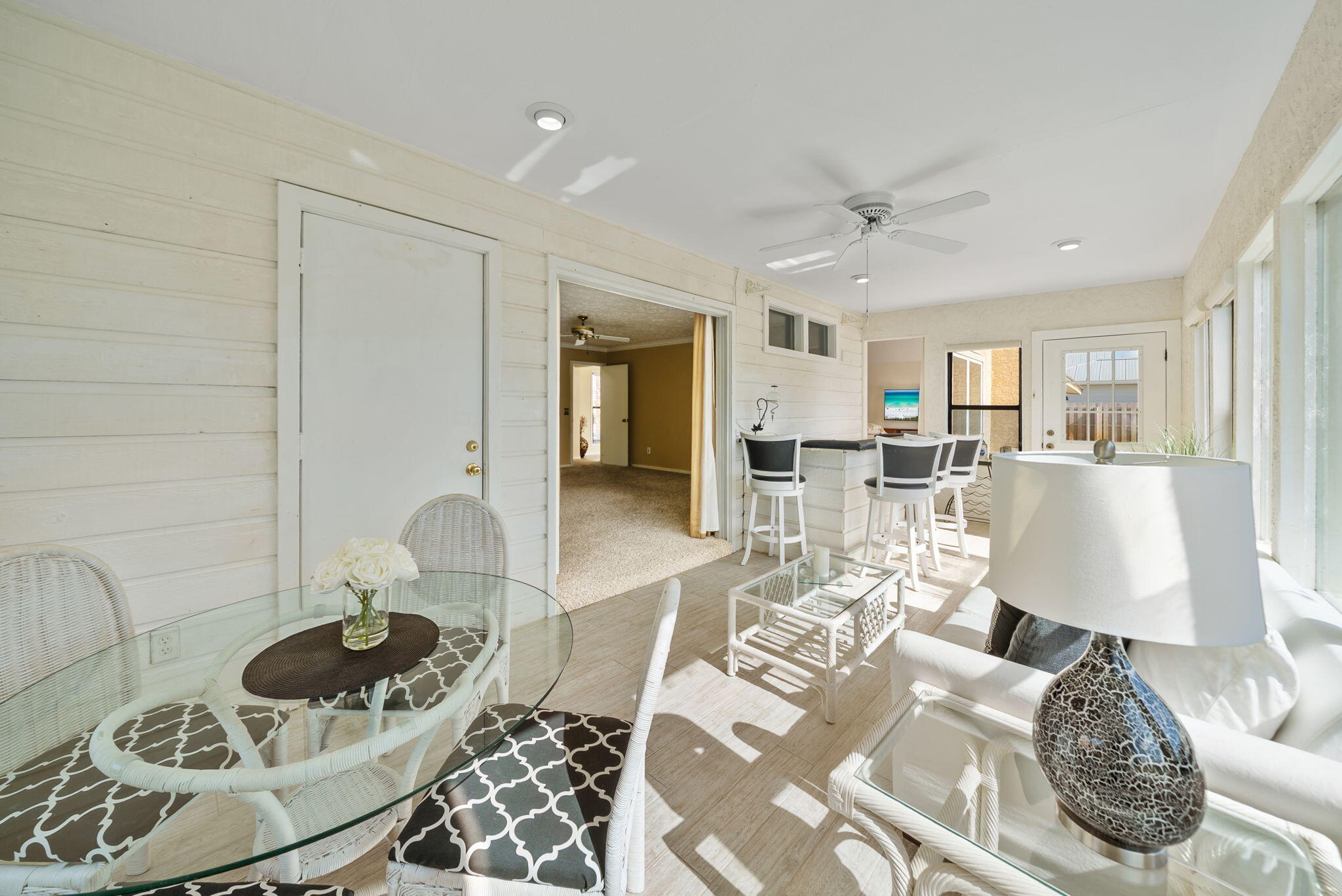 2661 Island View Drive