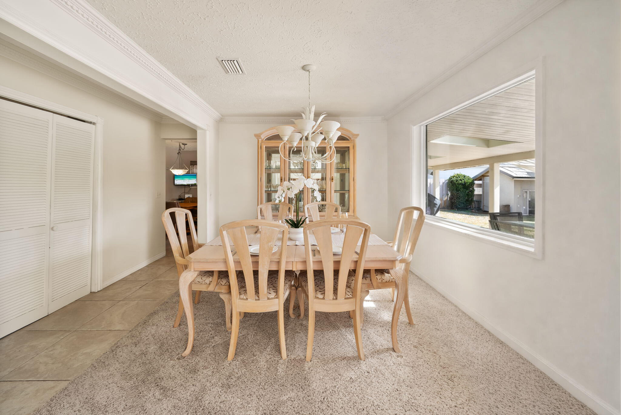 2661 Island View Drive