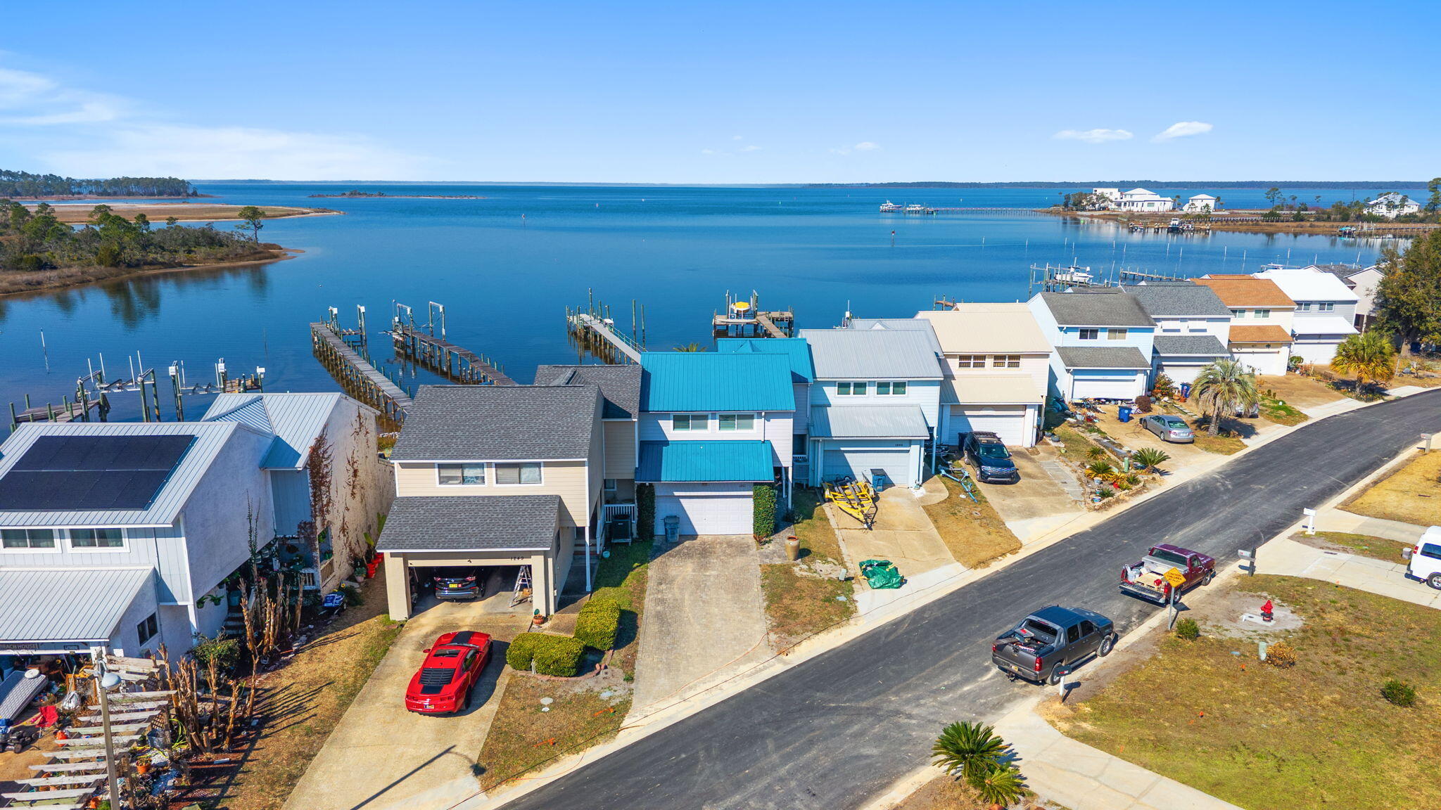 1251 Capri Drive