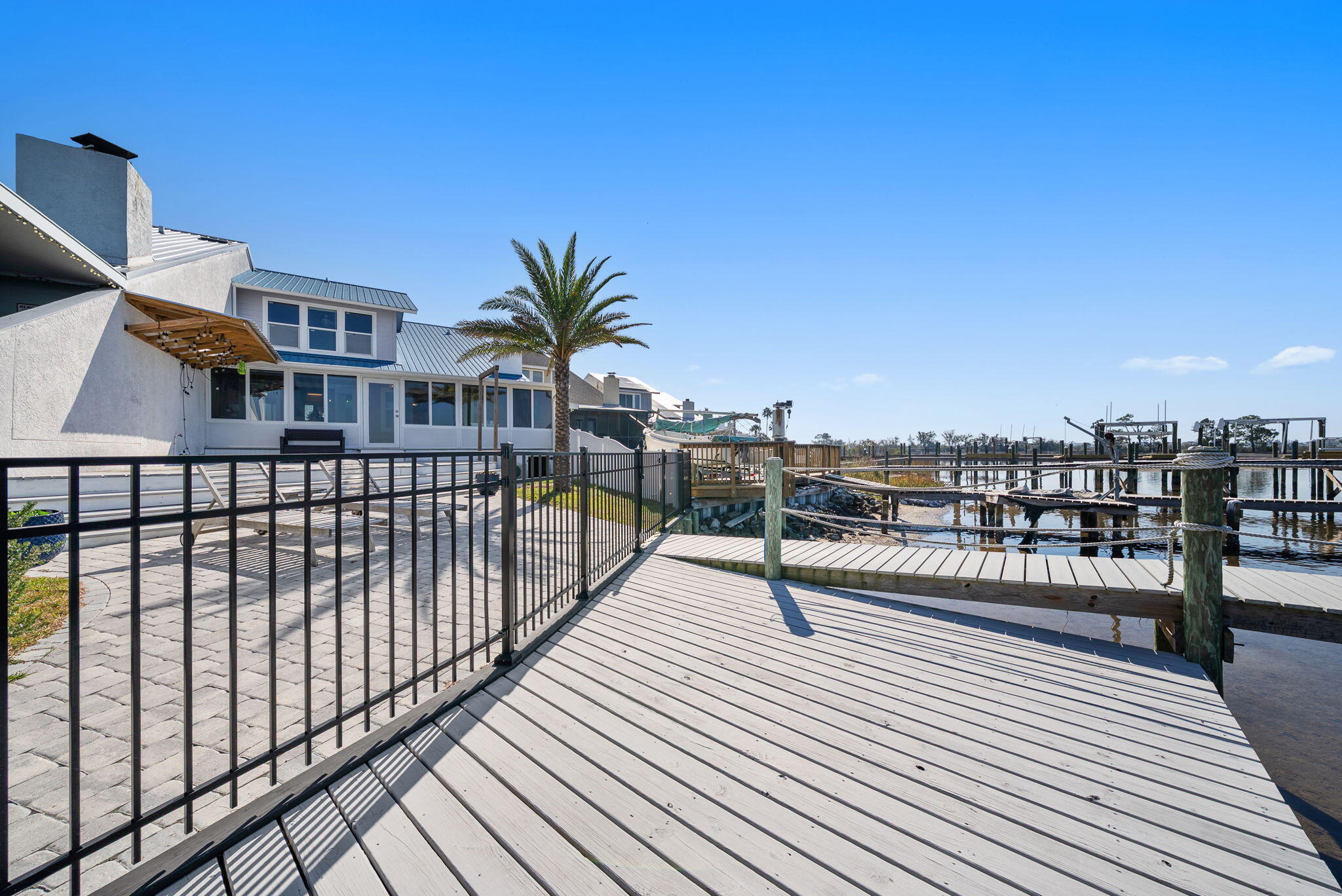 1251 Capri Drive