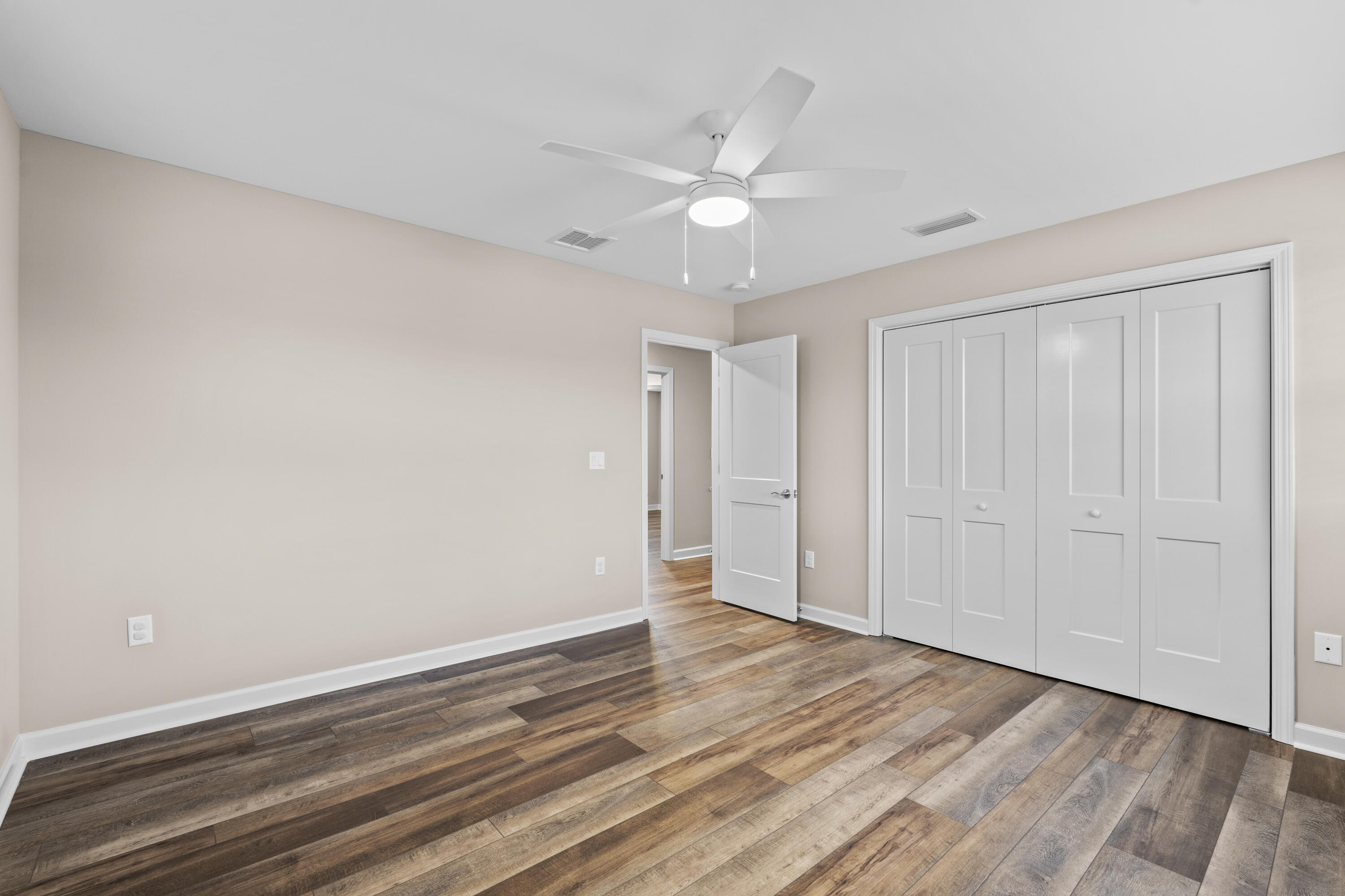 200 Hollis Avenue