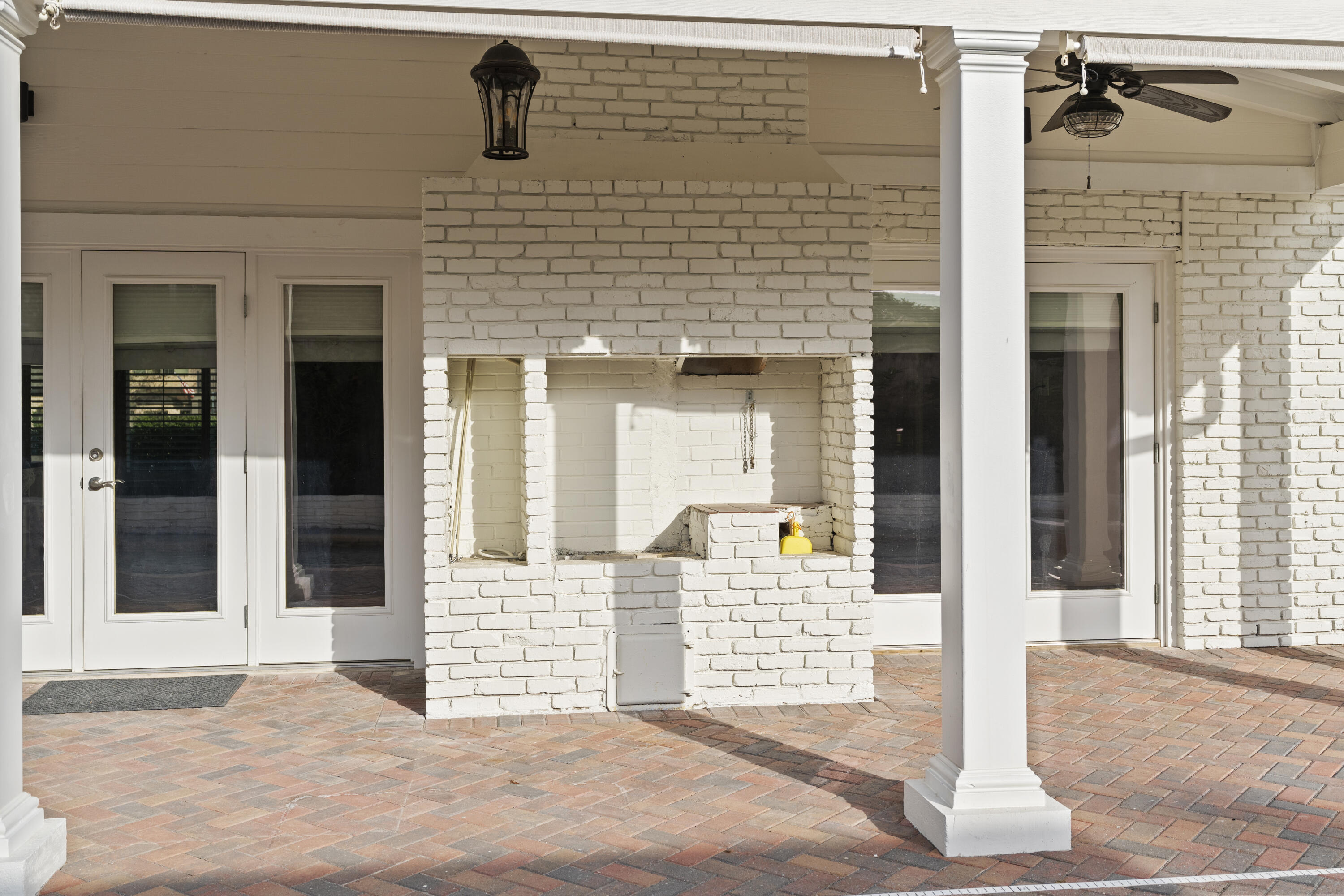 200 Hollis Avenue