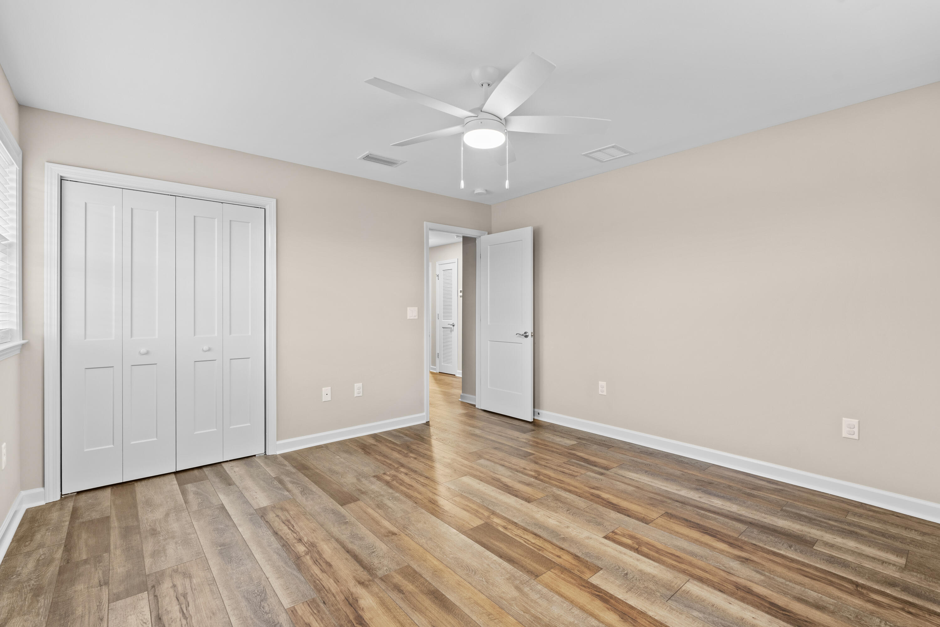 200 Hollis Avenue