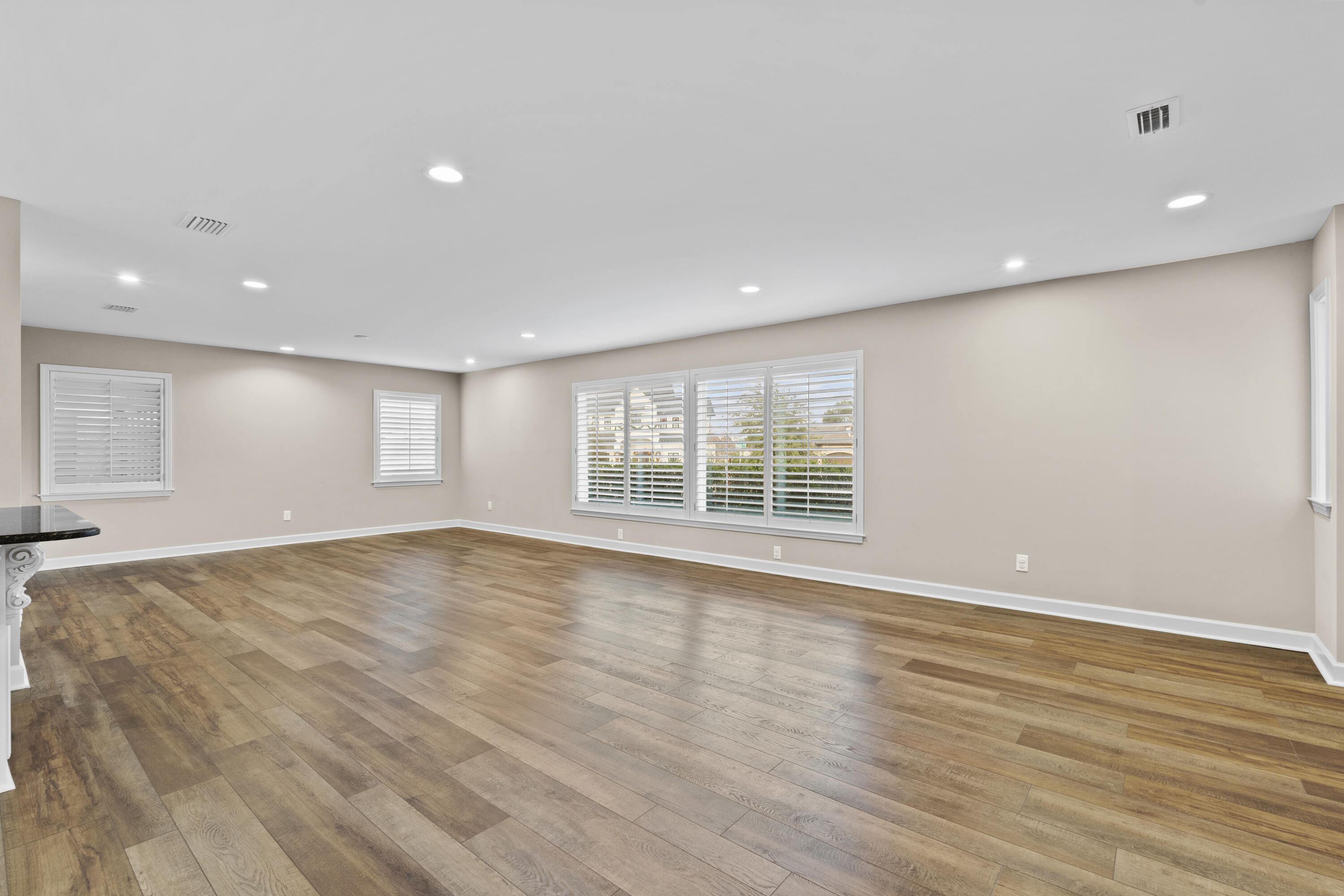 200 Hollis Avenue