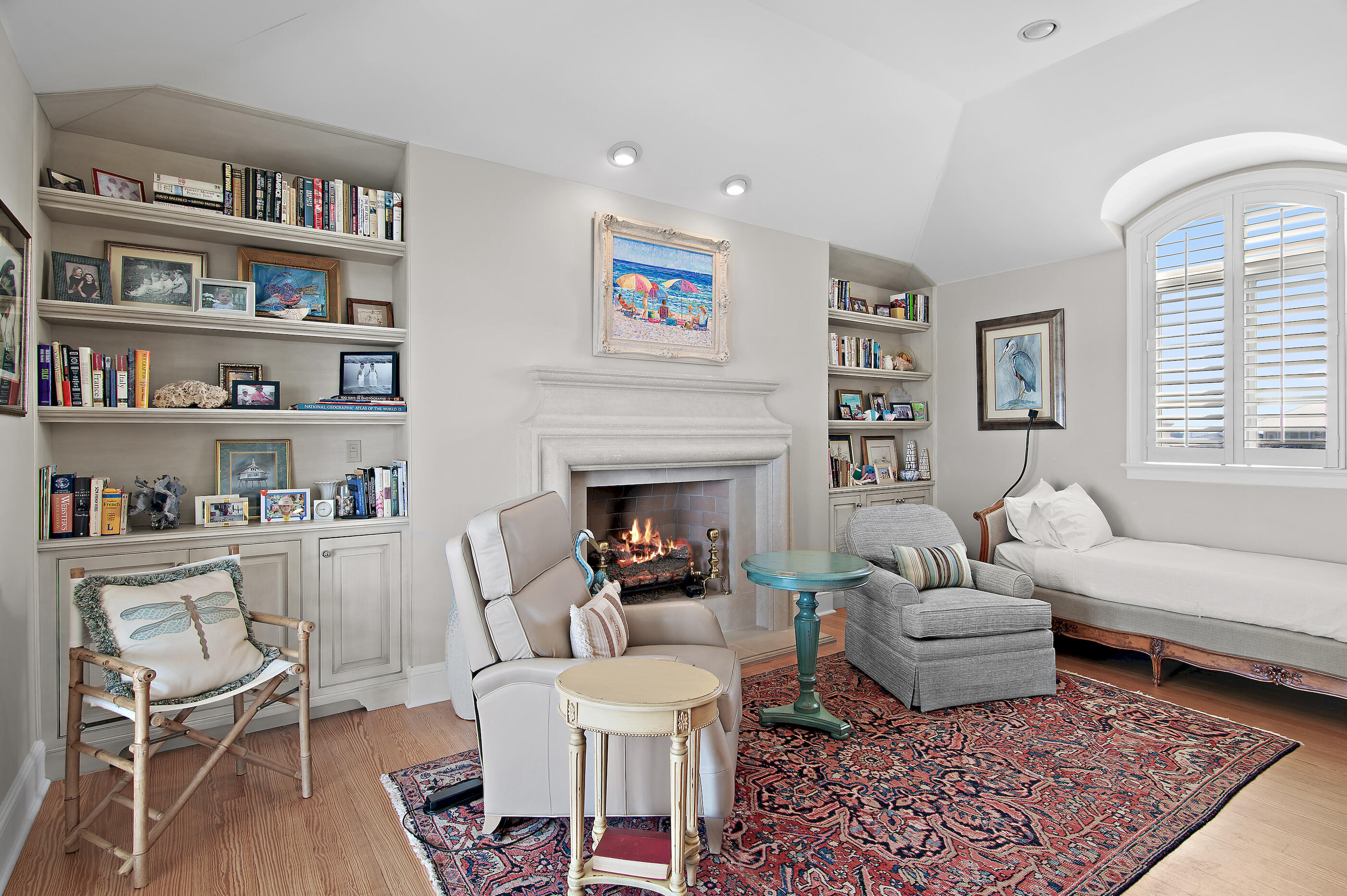 609 Lagoon Drive