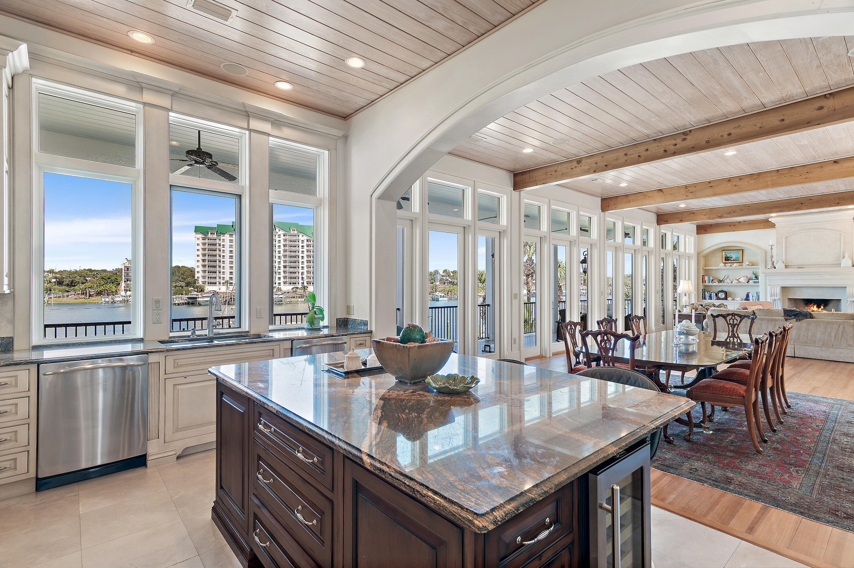 609 Lagoon Drive