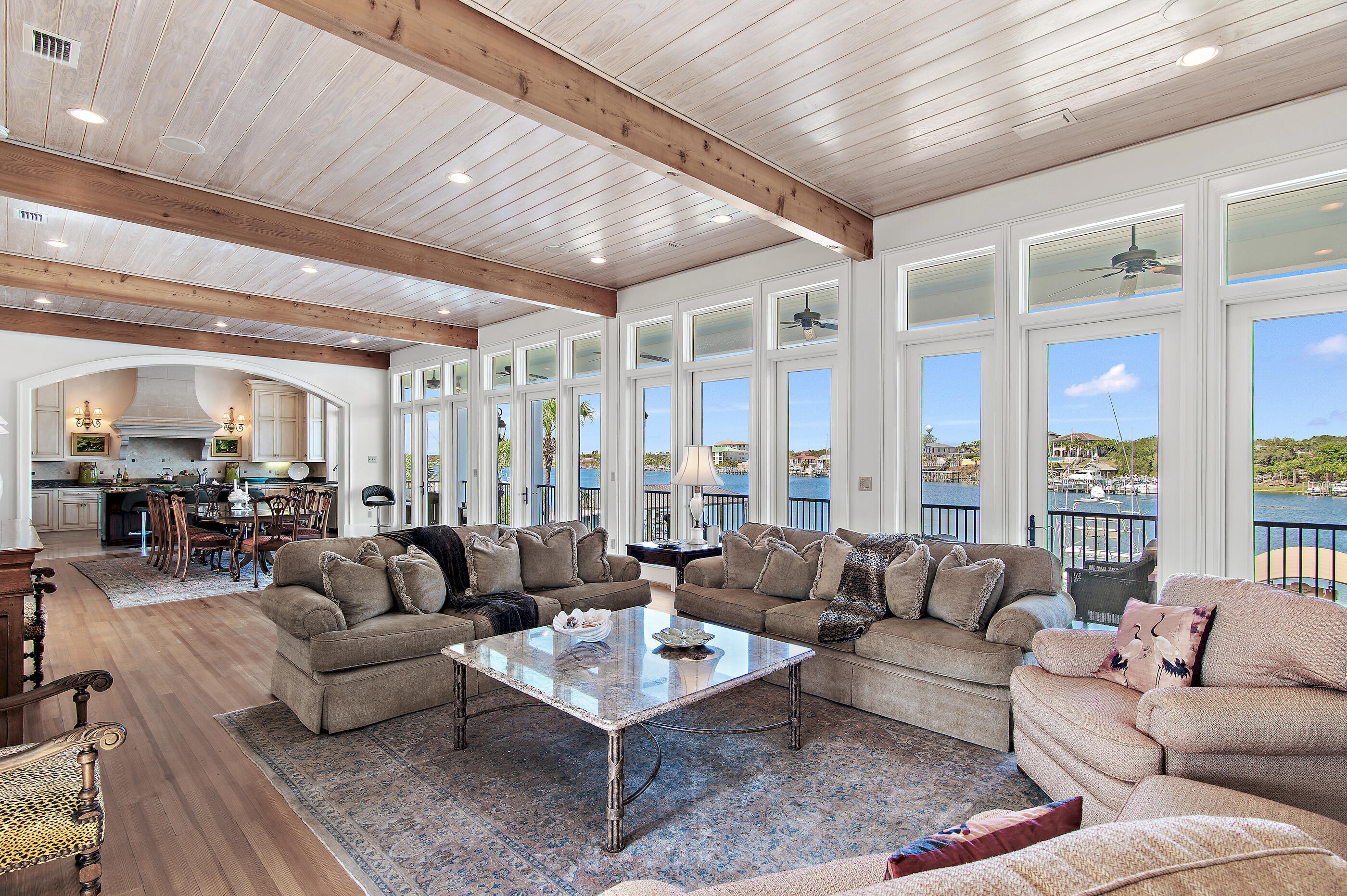 609 Lagoon Drive