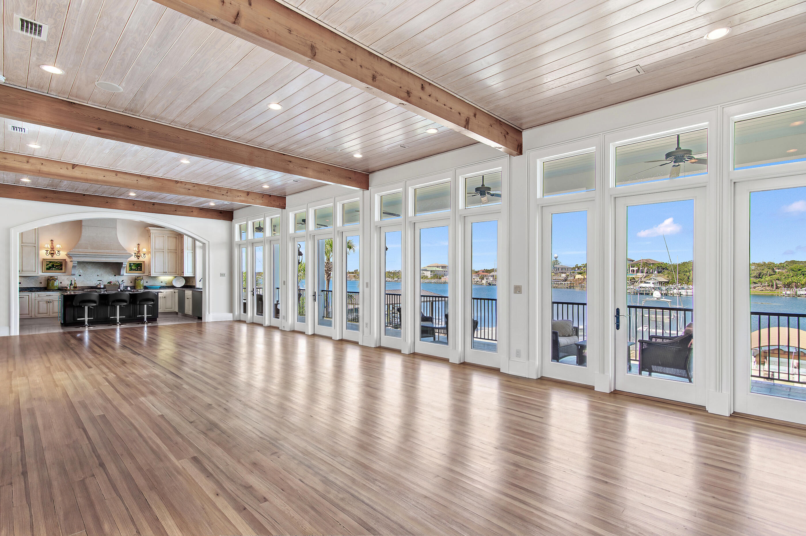 609 Lagoon Drive
