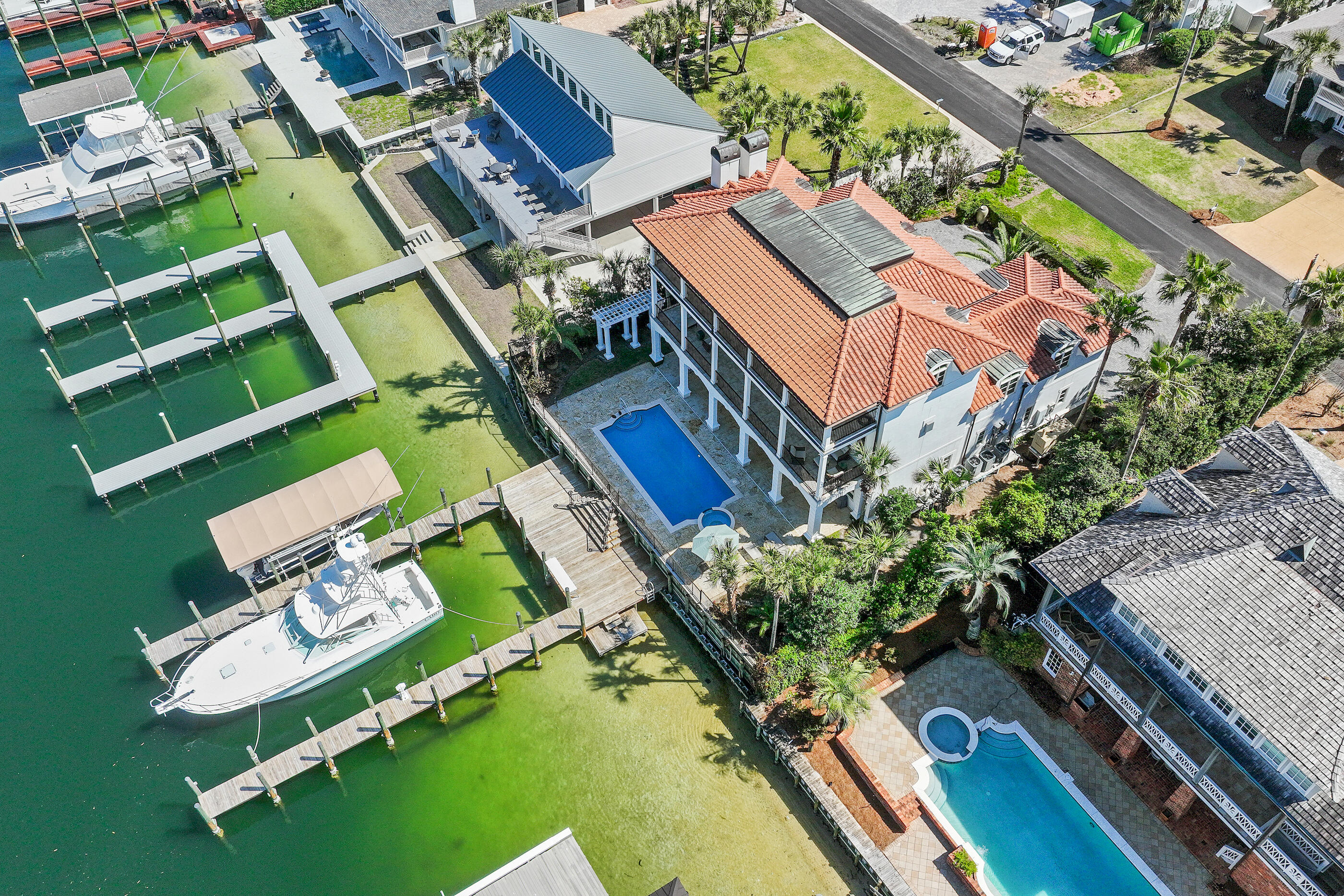 609 Lagoon Drive