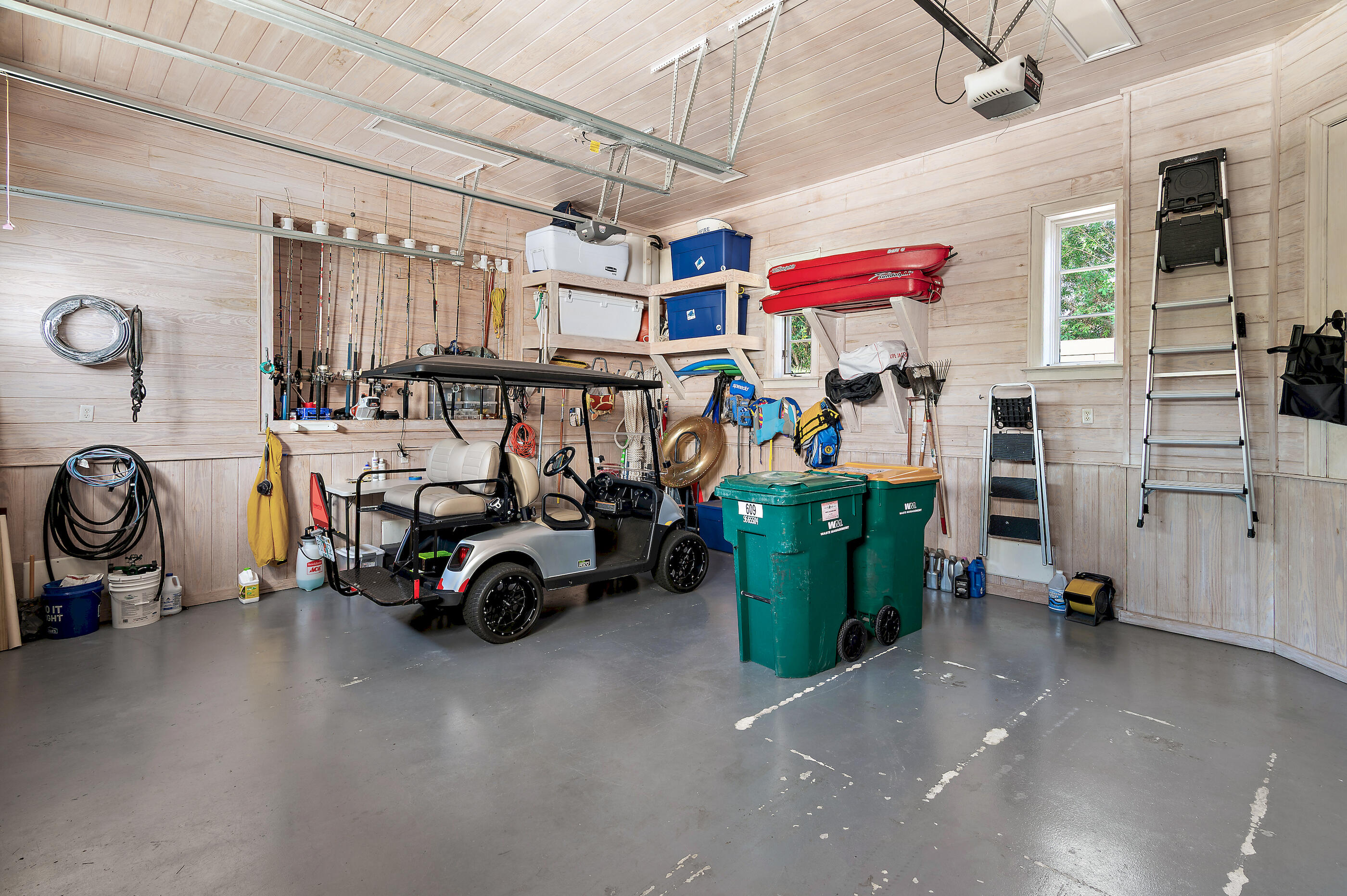 609 Lagoon Drive