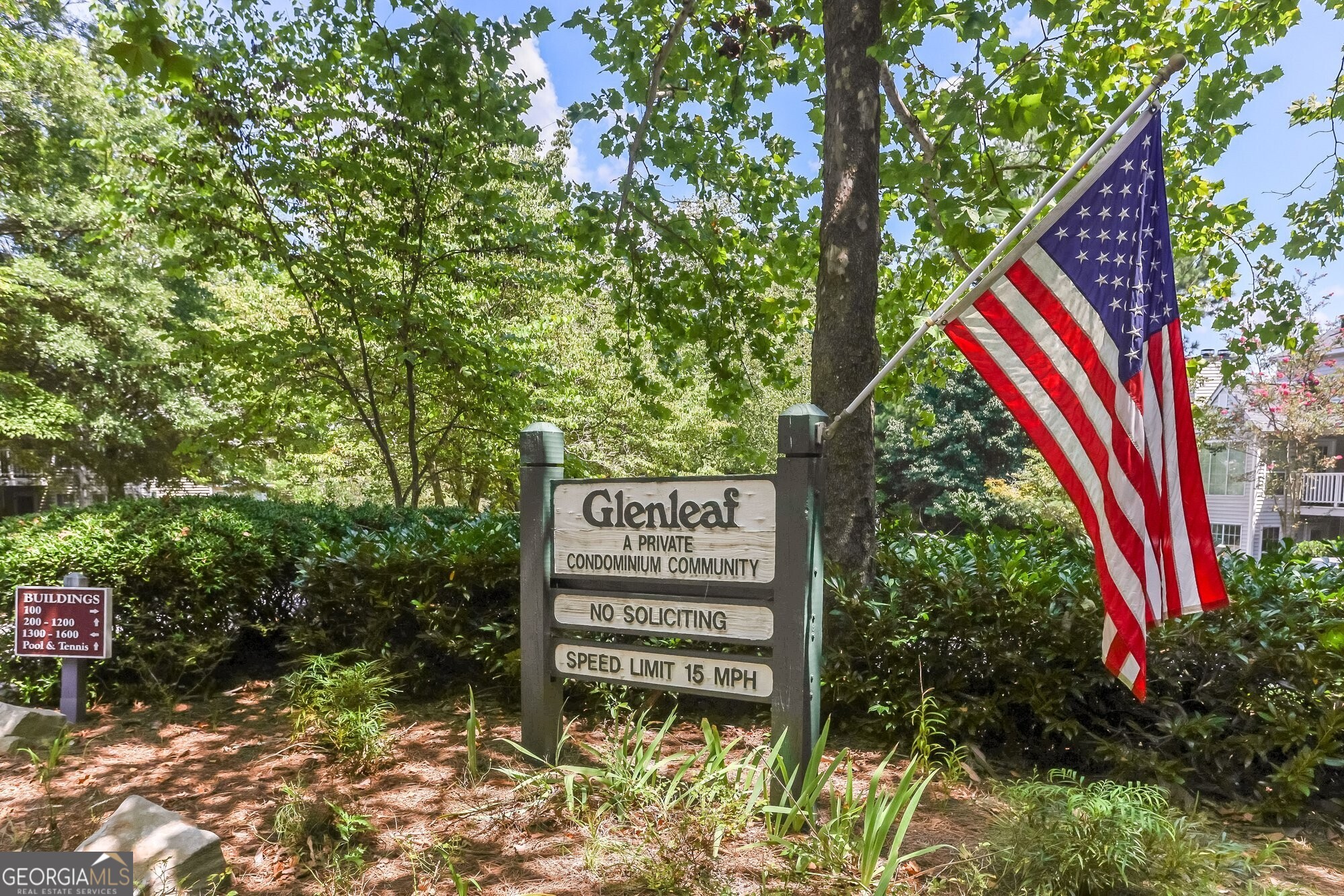 1008 Glenleaf Drive