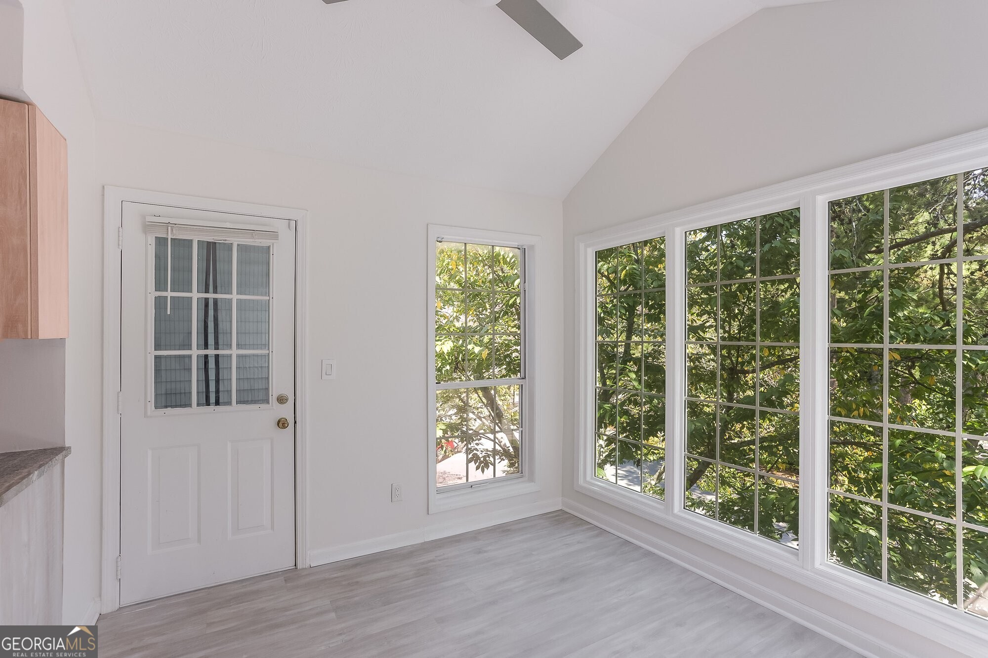 1008 Glenleaf Drive