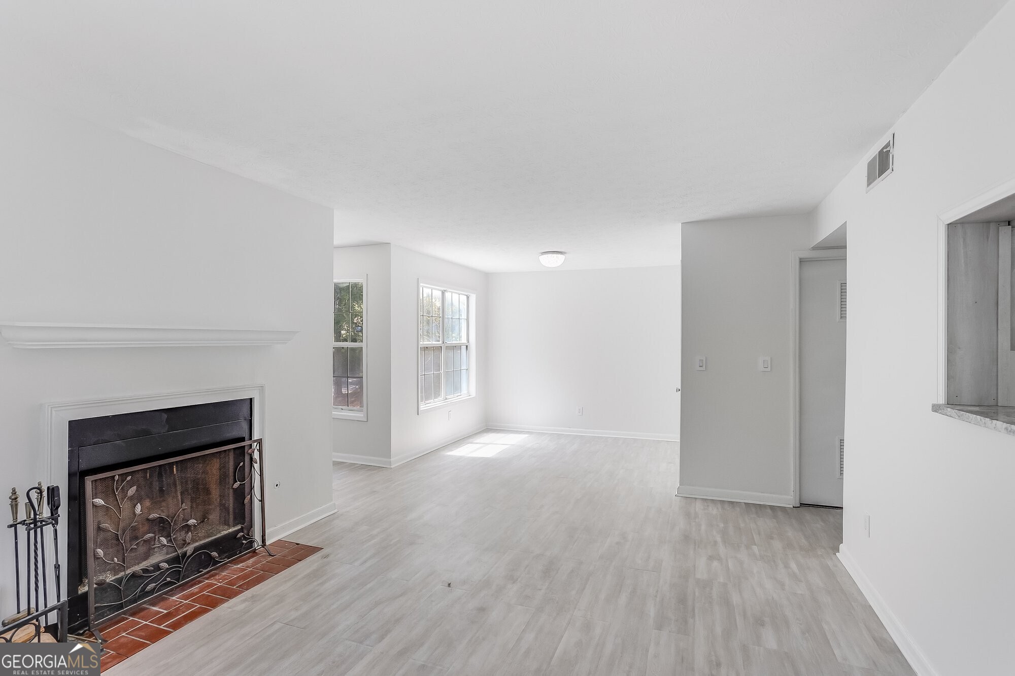 1008 Glenleaf Drive
