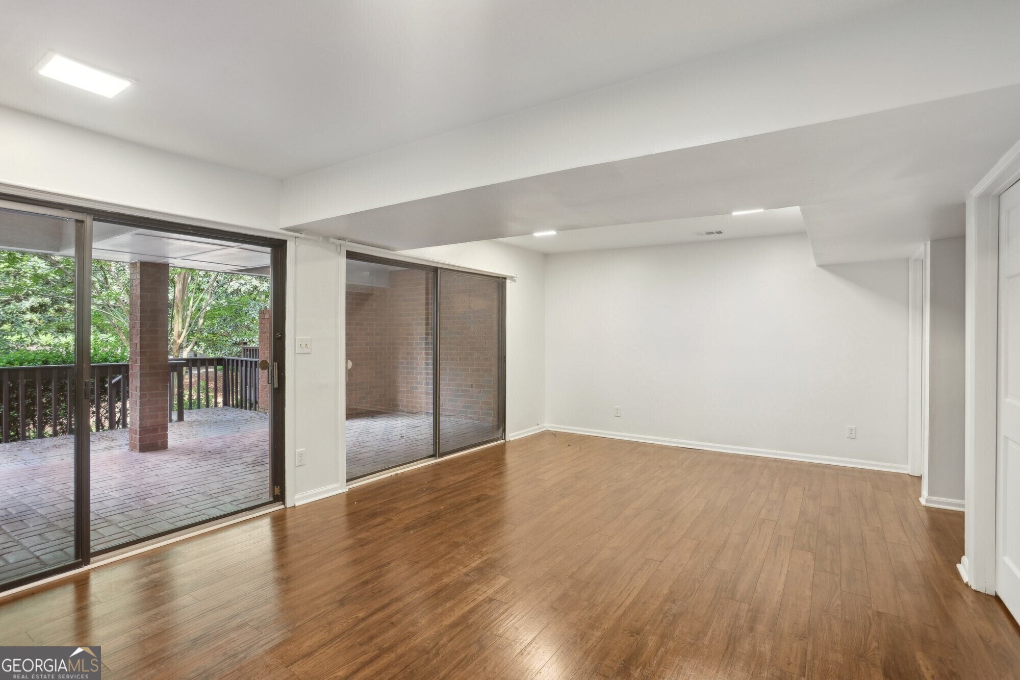 49 Willow Glen