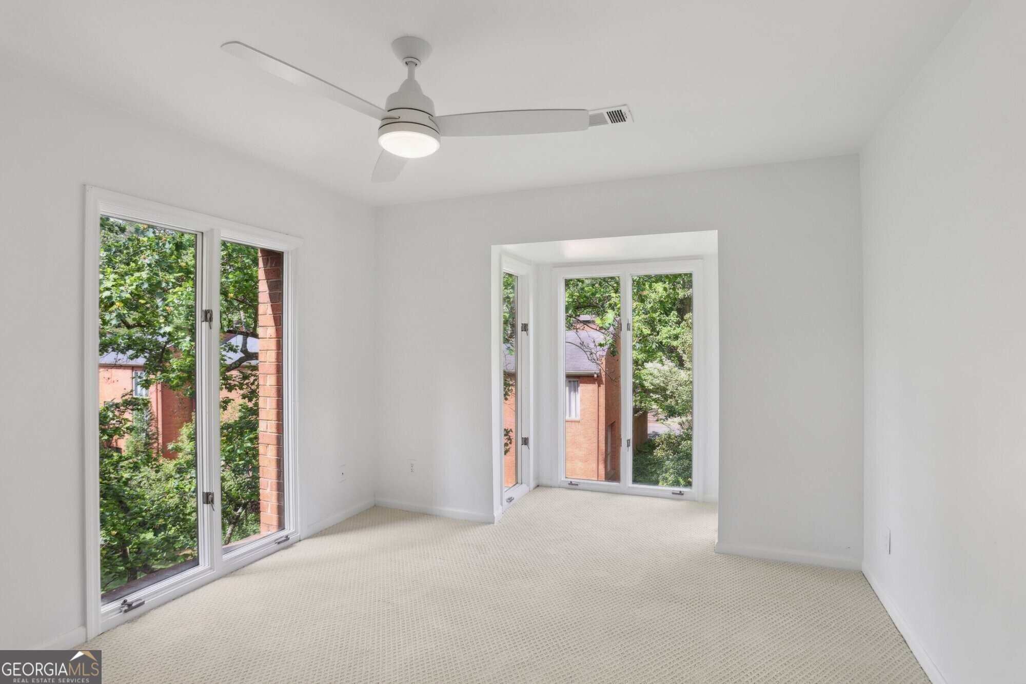 49 Willow Glen