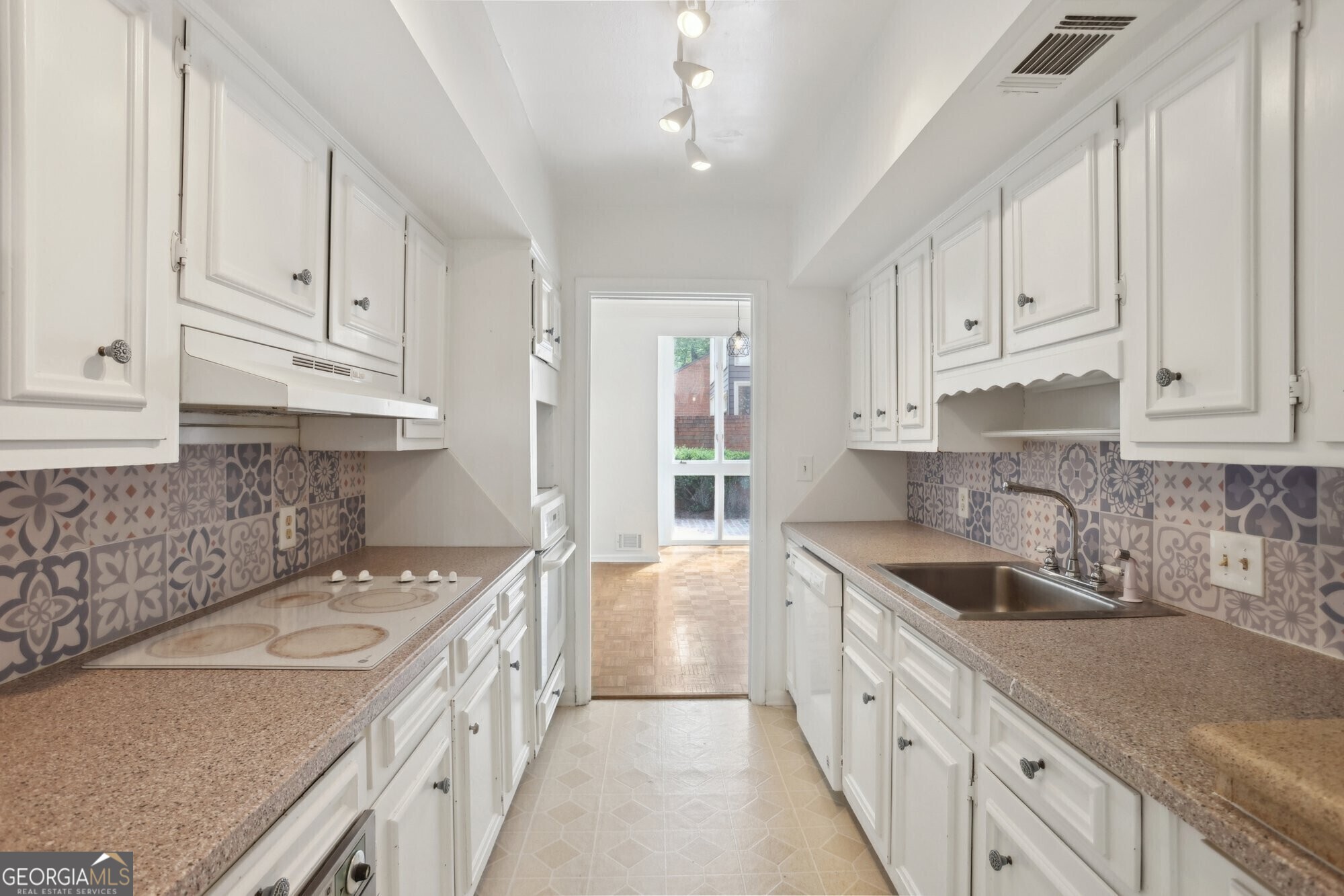 49 Willow Glen