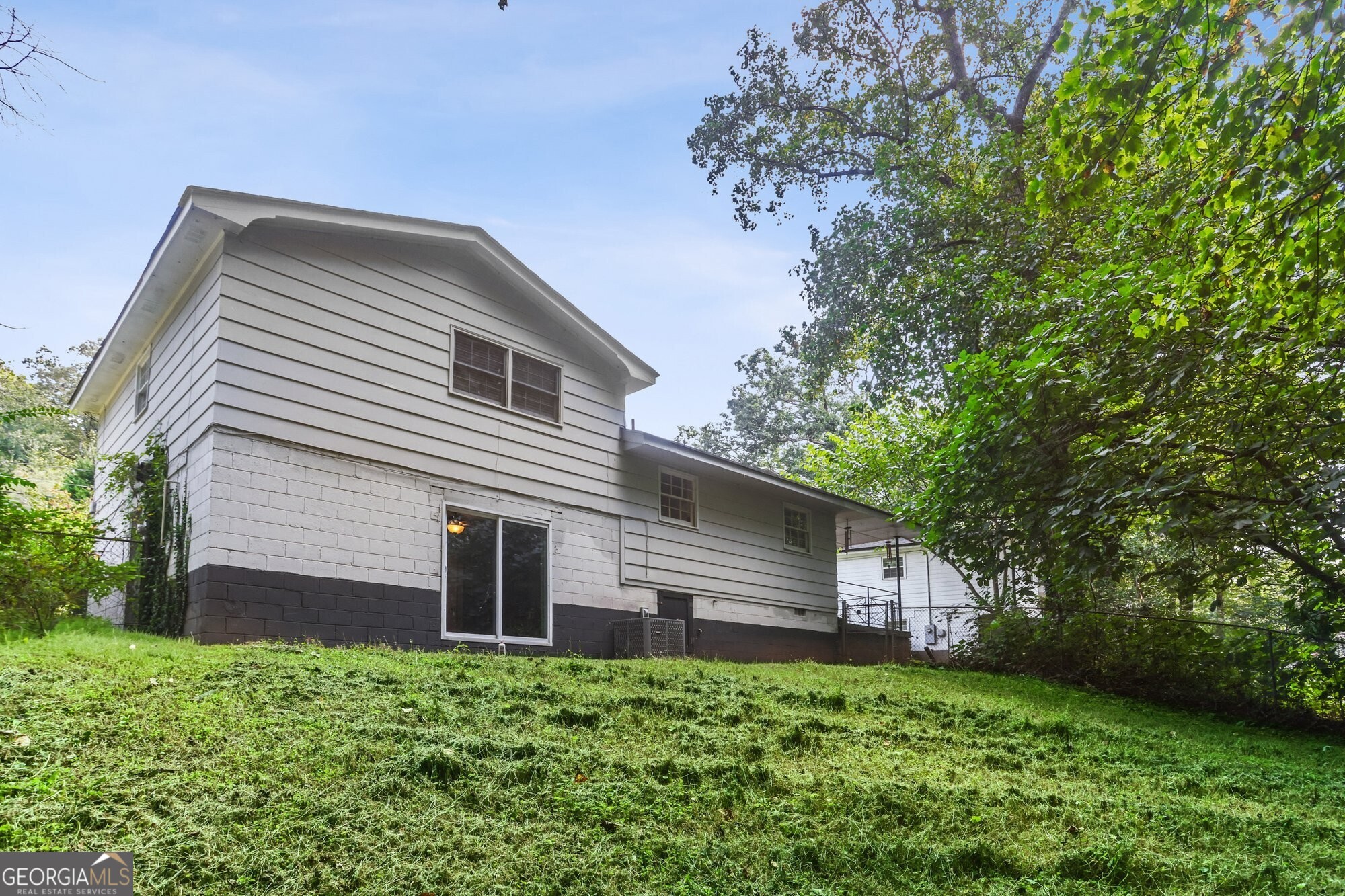 2647 Hatfield Circle