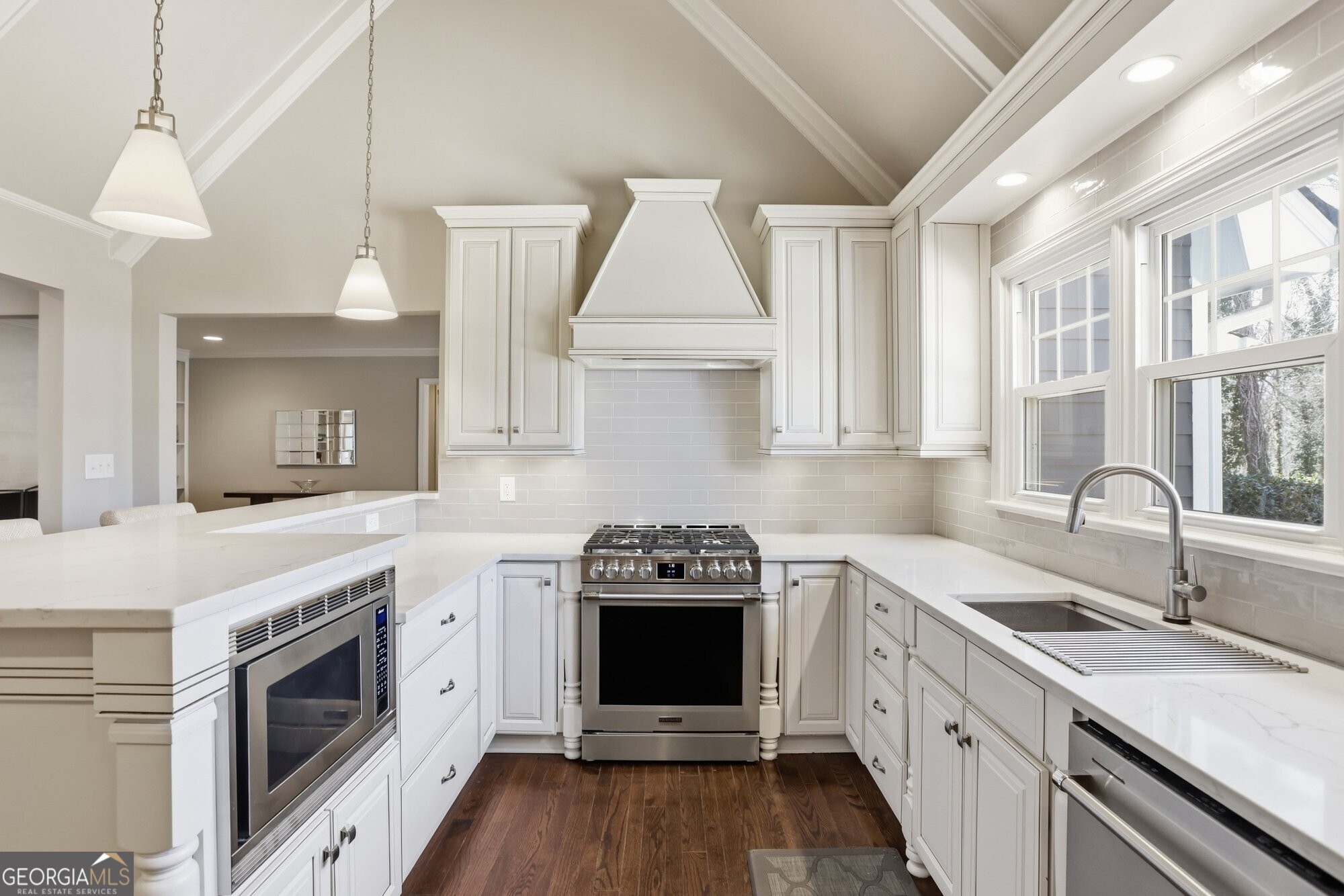 4170 Blackland Drive