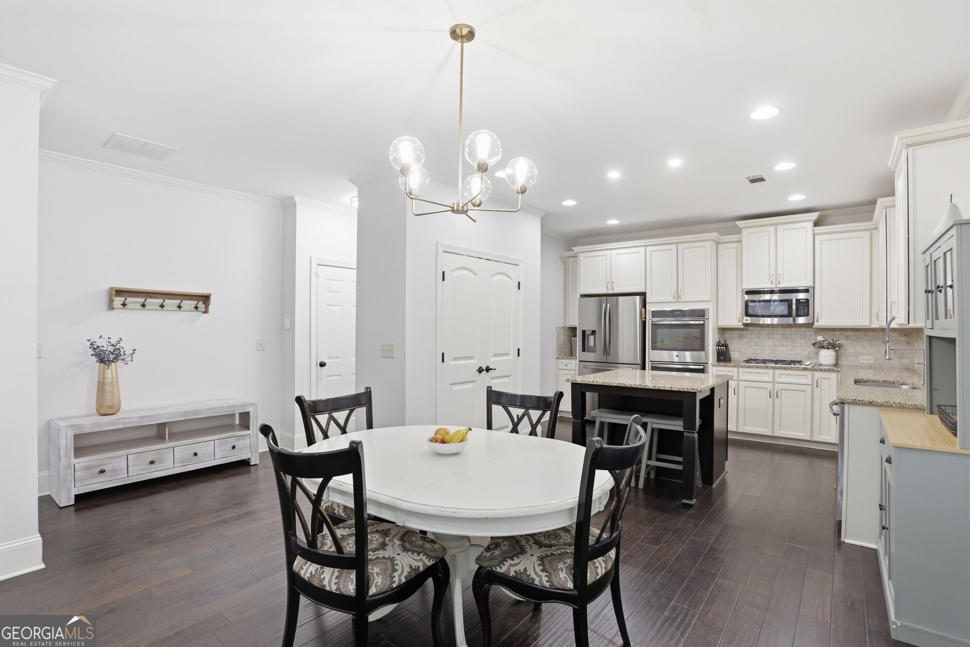 1130 Mosspointe Drive